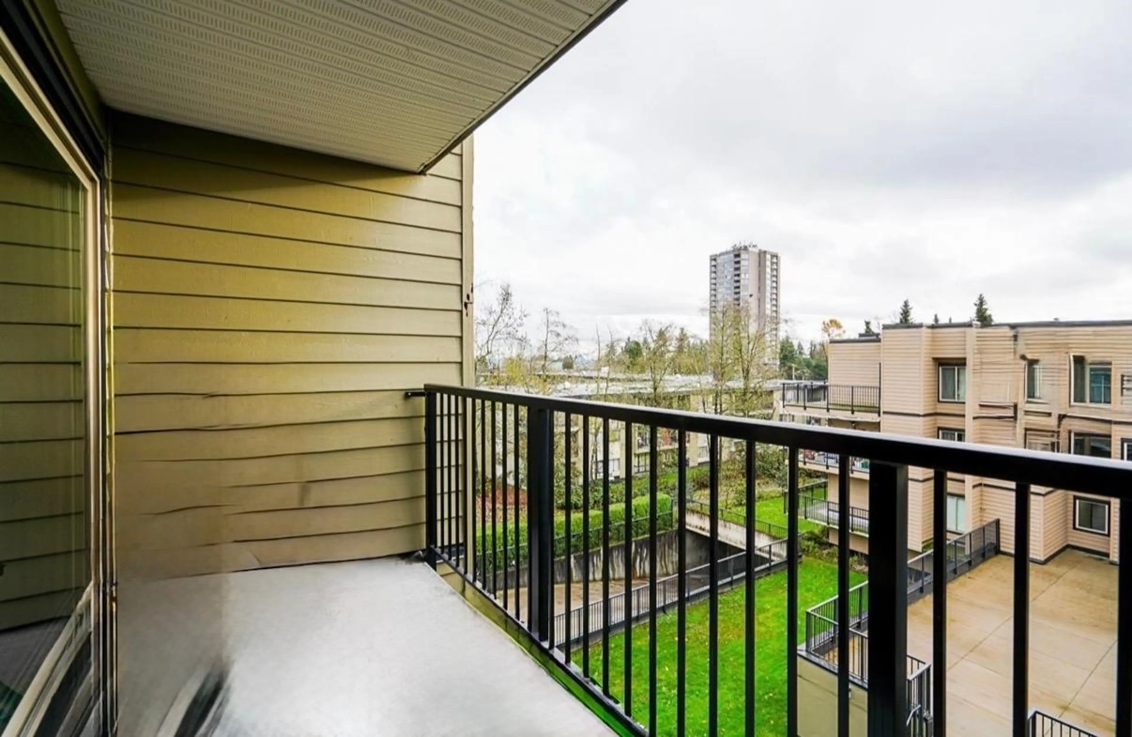 Property at #315 10468 148 STREET, Surrey, BC