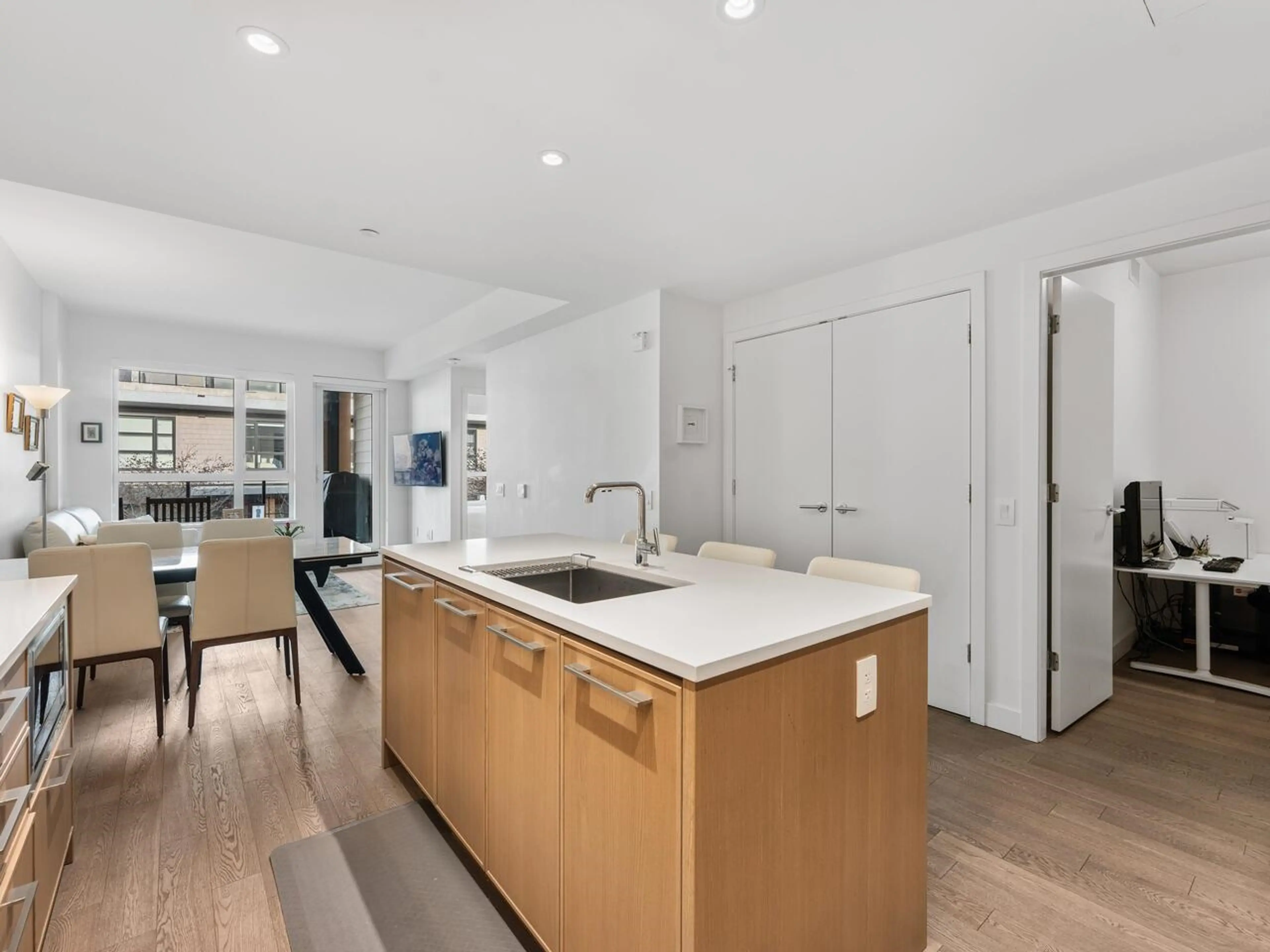 Property at #302 3220 CONNAUGHT CRESCENT, North Vancouver, BC