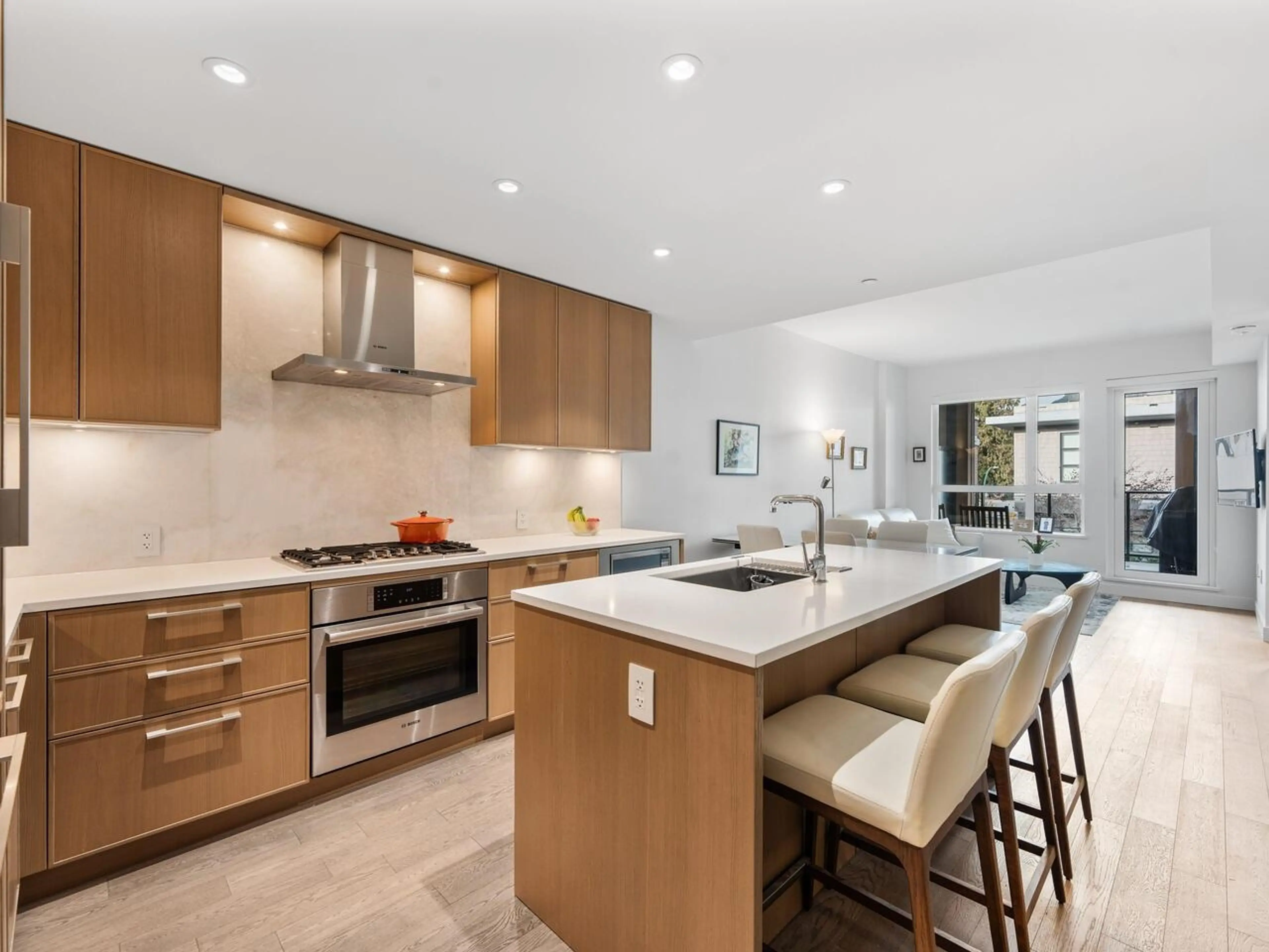 Property at #302 3220 CONNAUGHT CRESCENT, North Vancouver, BC