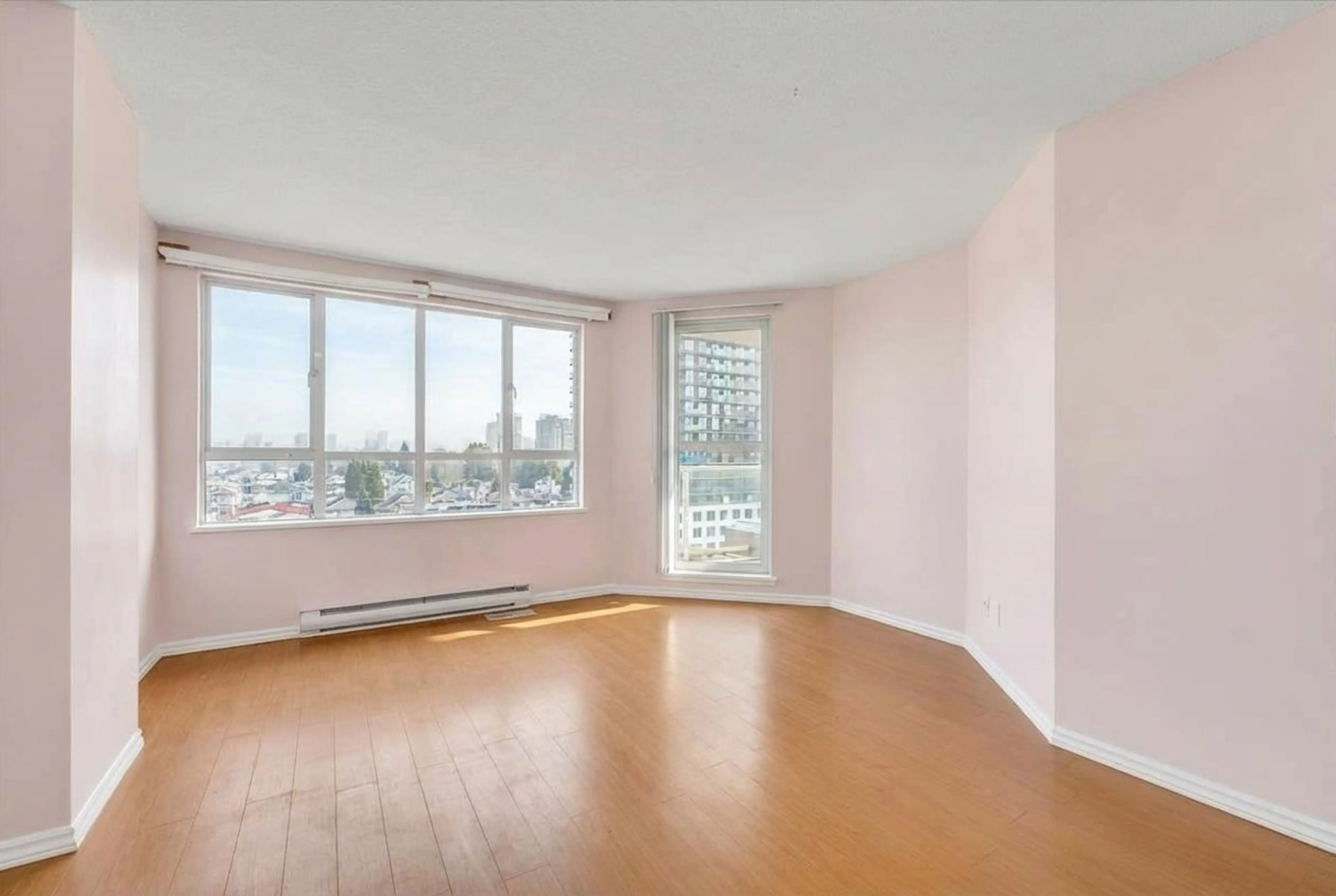 Property at #910 3489 ASCOT PLACE, Vancouver, BC