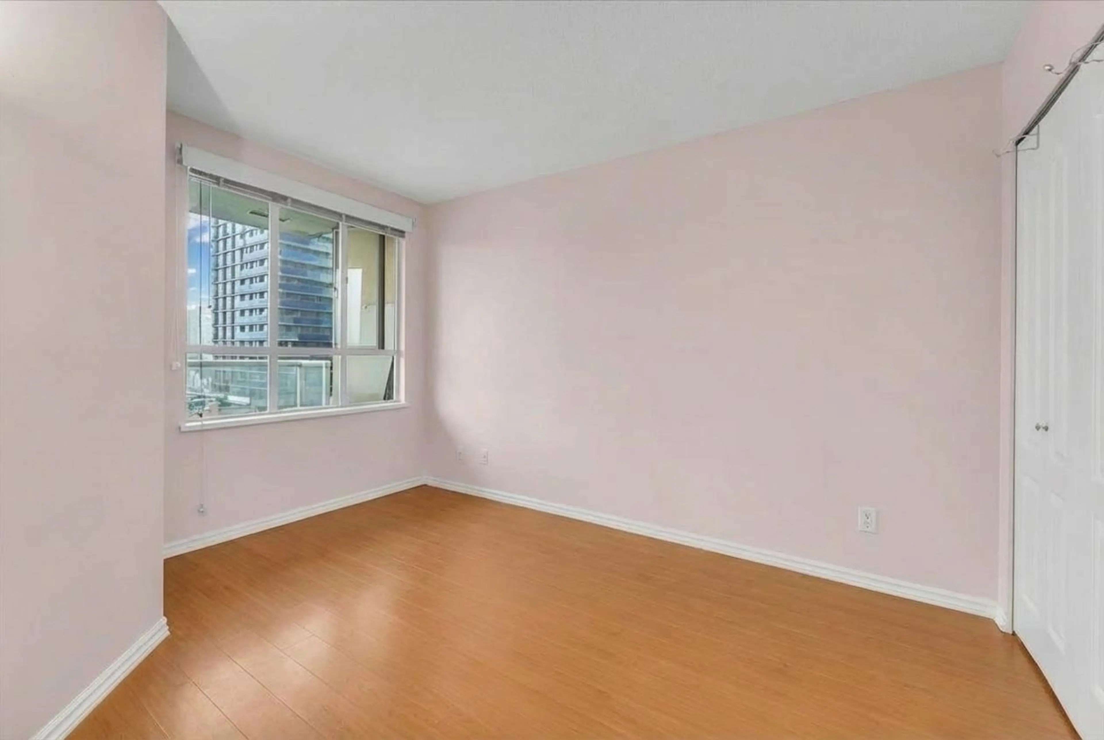 Property at #910 3489 ASCOT PLACE, Vancouver, BC