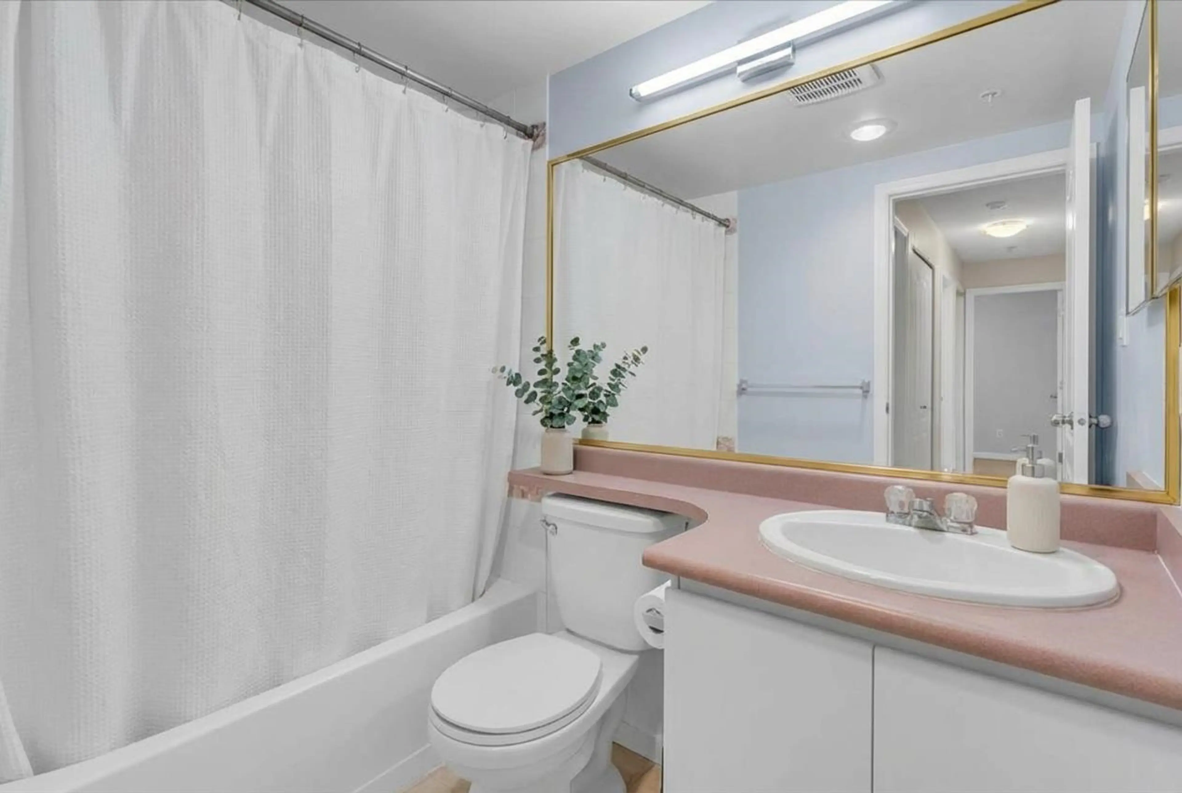 Property at #910 3489 ASCOT PLACE, Vancouver, BC