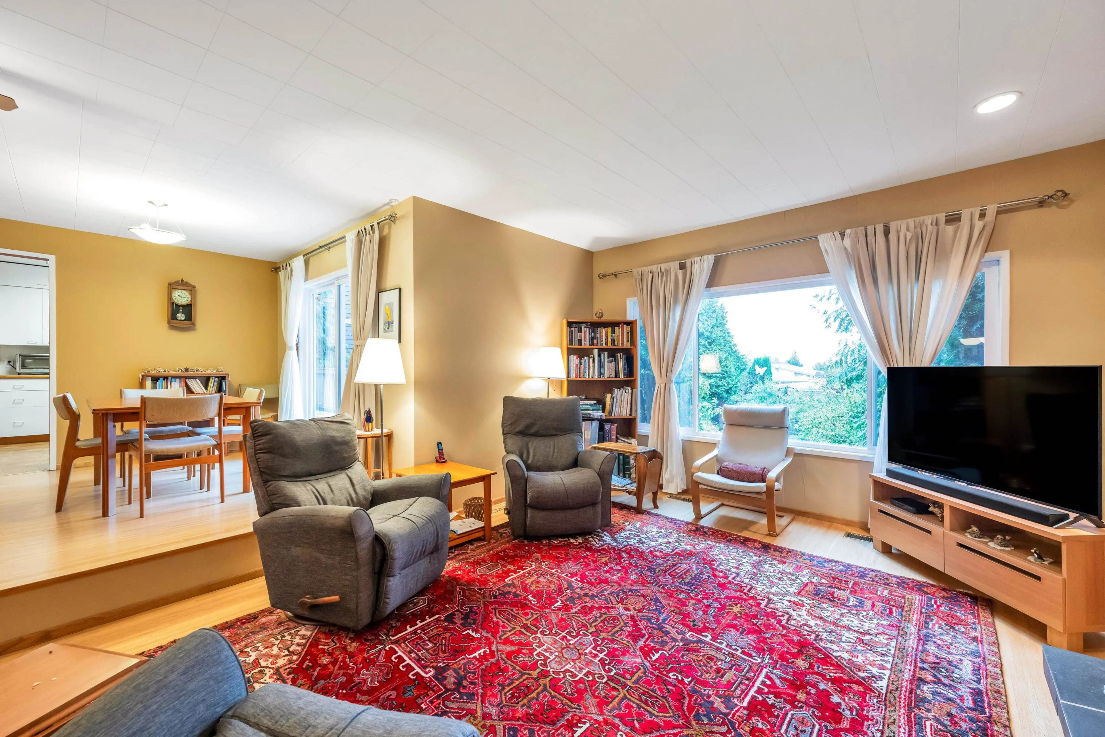 Property at 1320 KENT STREET, White Rock, BC