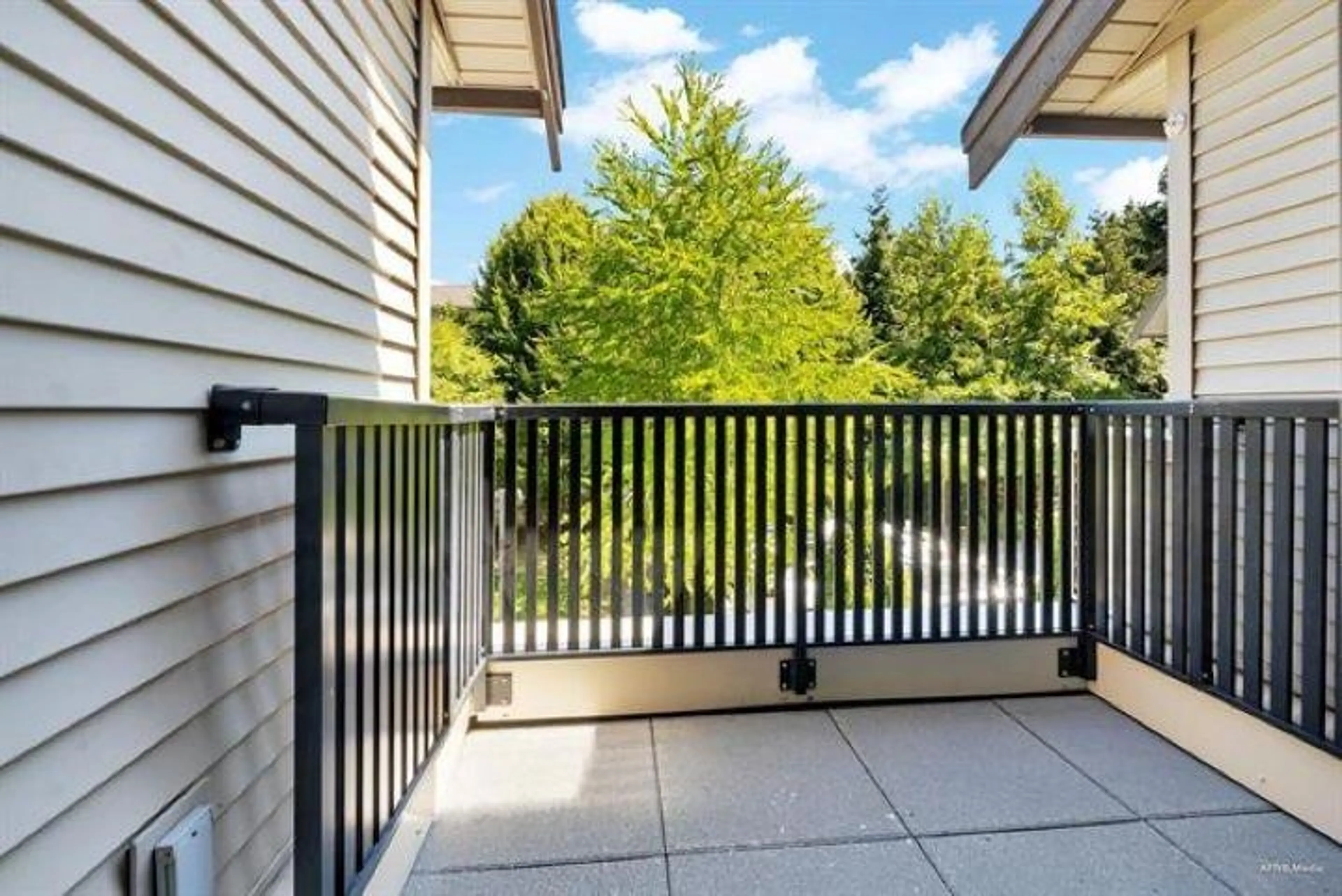 Property at #110 13368 72 AVENUE, Surrey, BC