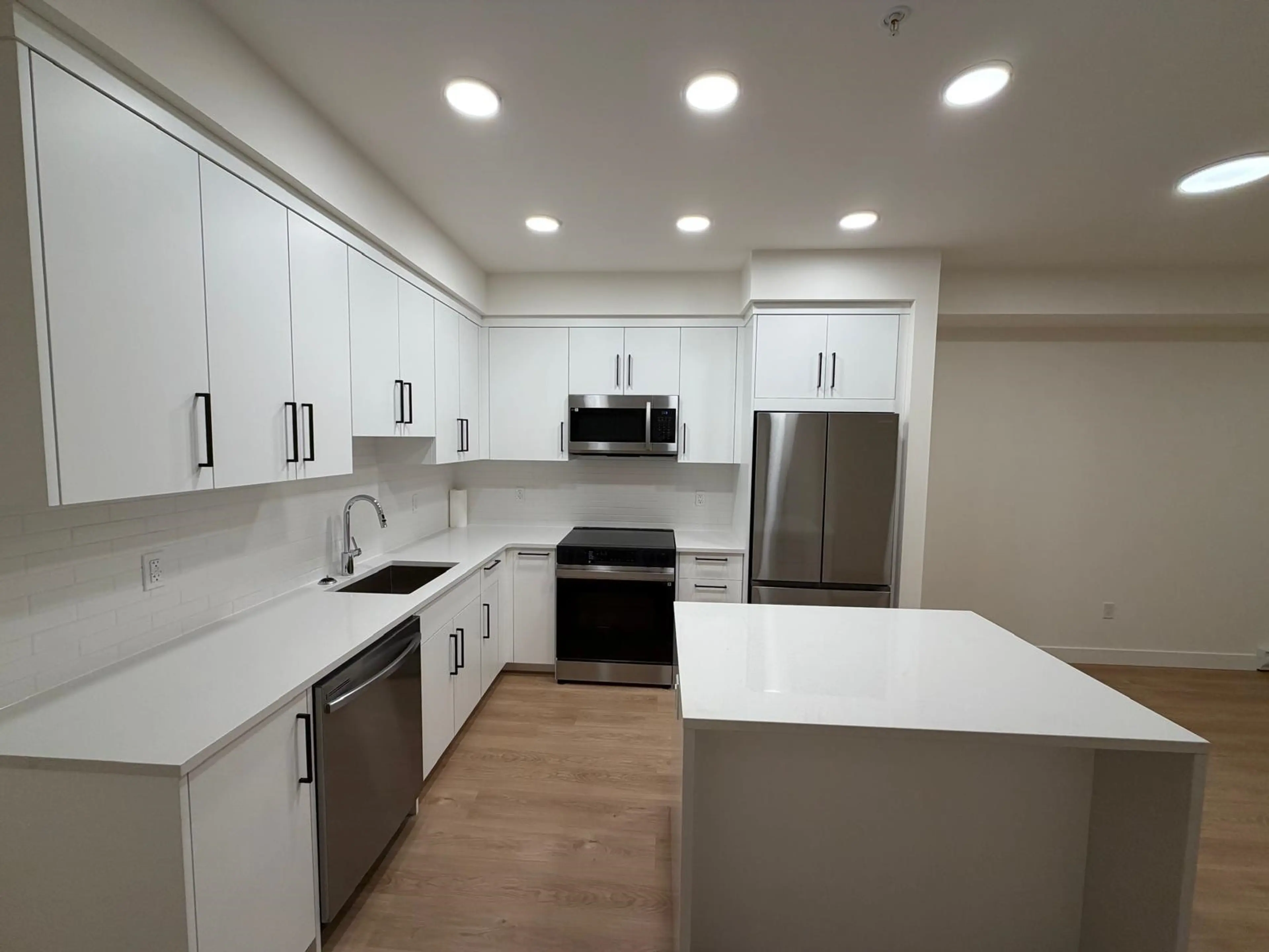 Property at #309 33816 SOUTH FRASER WAY, Abbotsford, BC