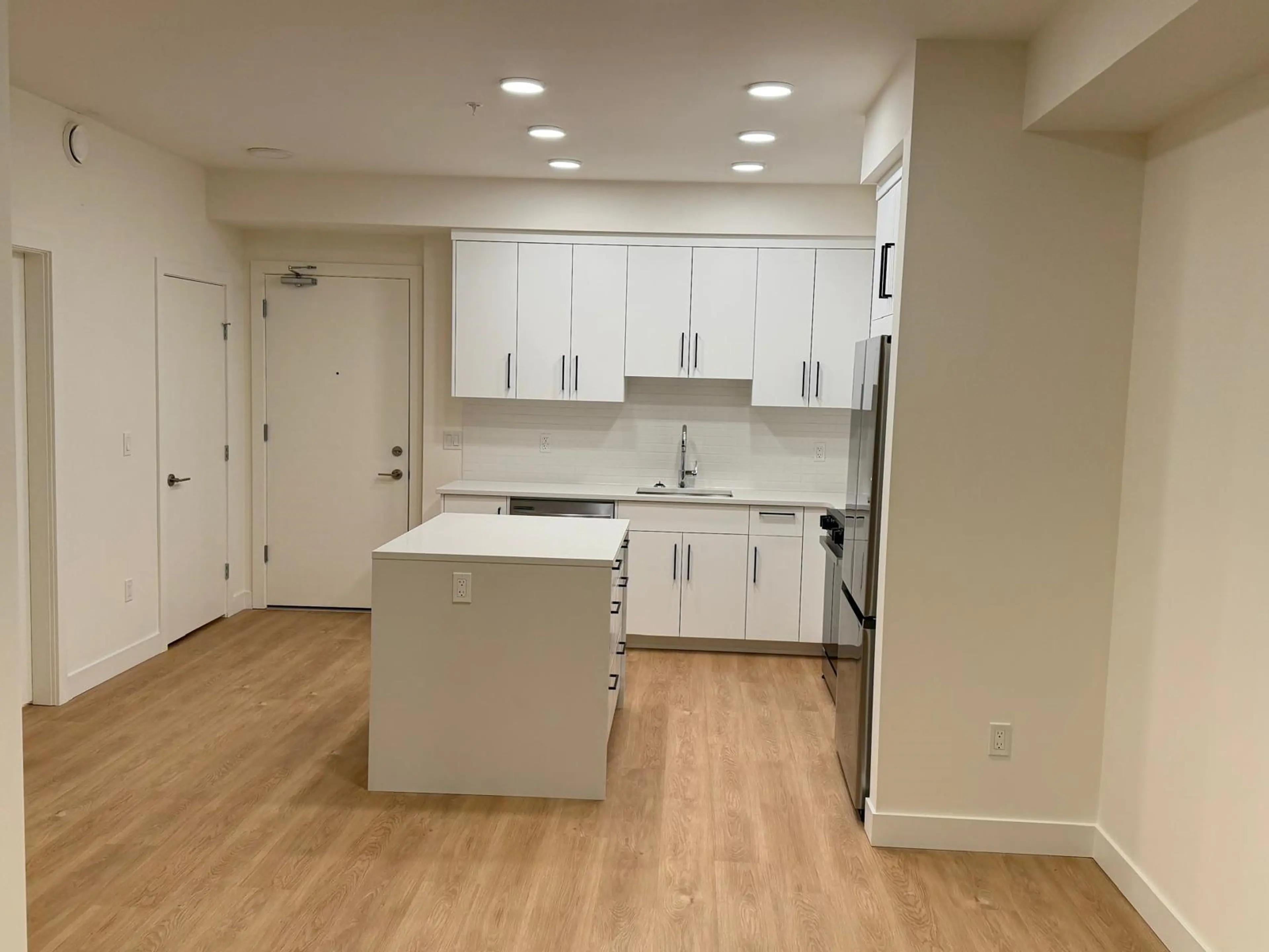 Property at #309 33816 SOUTH FRASER WAY, Abbotsford, BC