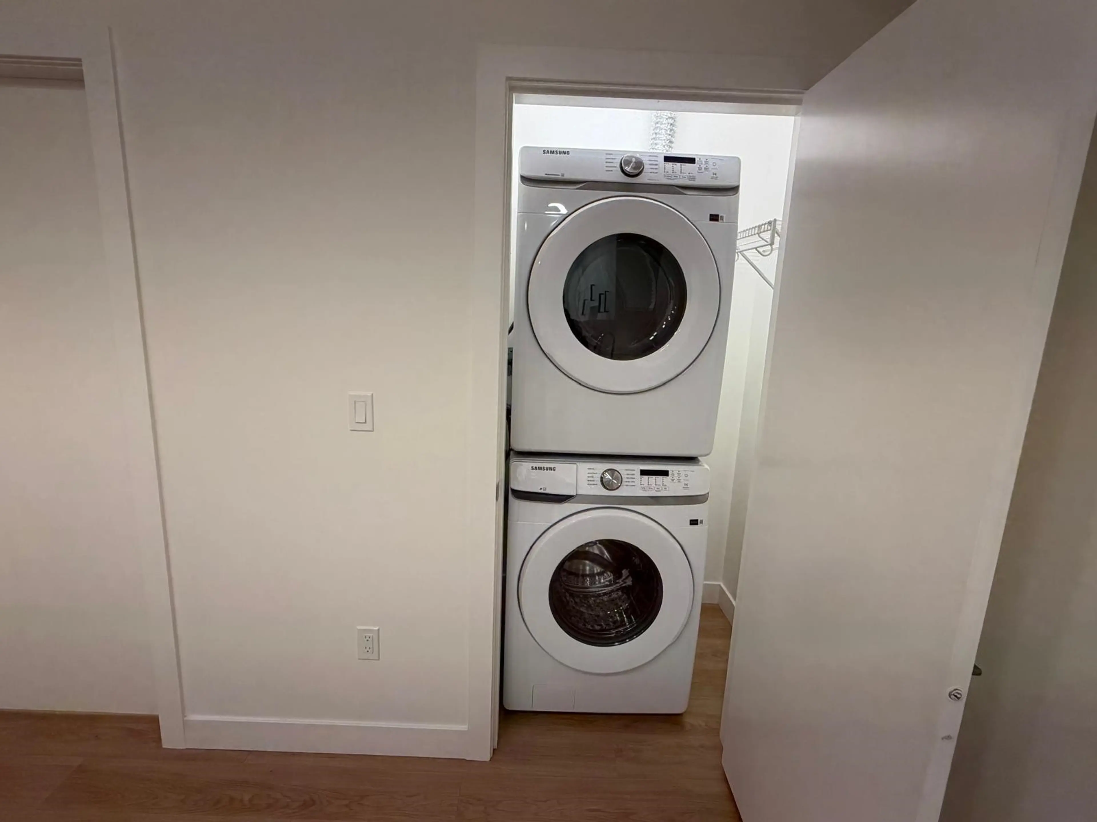 Property at #309 33816 SOUTH FRASER WAY, Abbotsford, BC