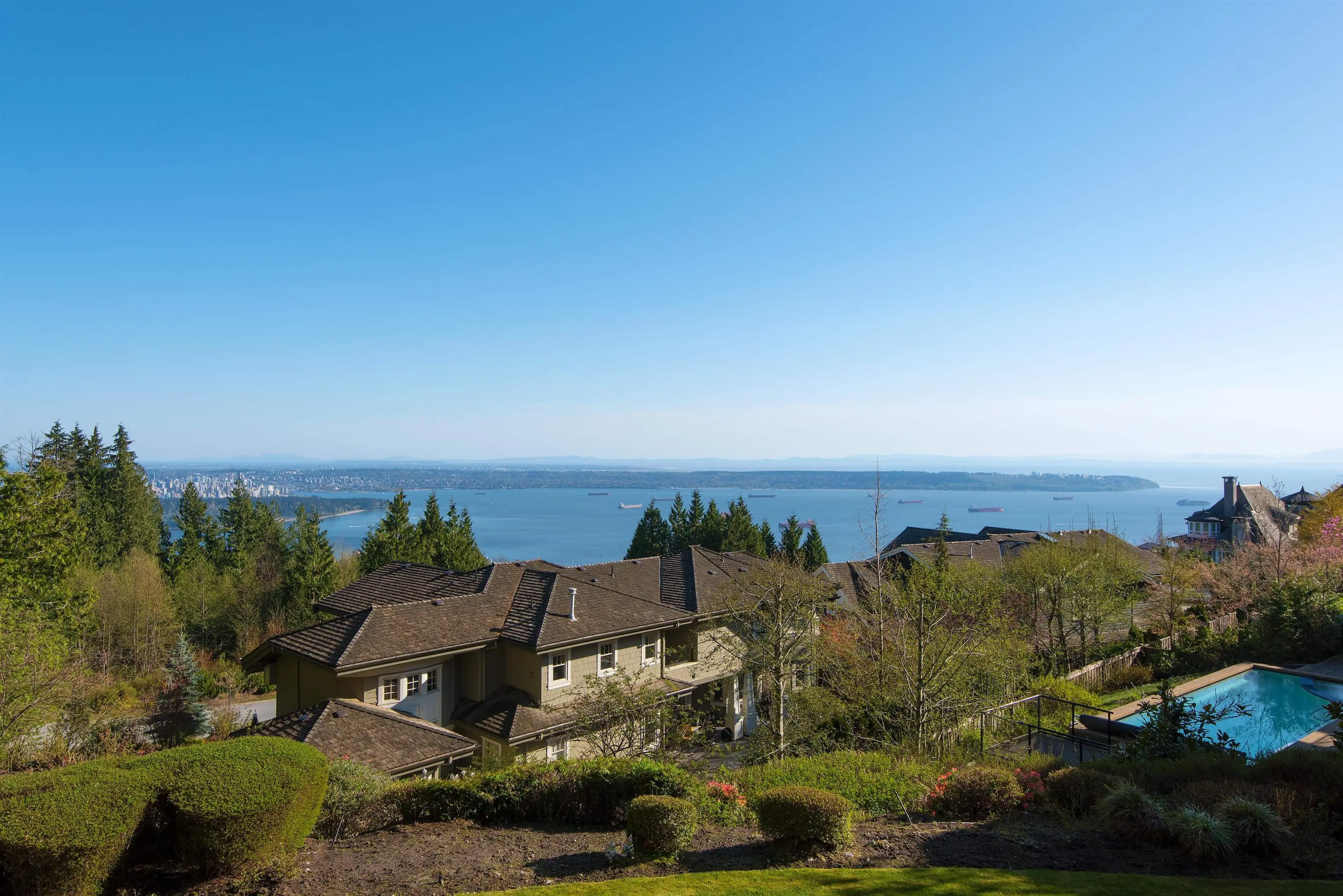 Property at 2307 KADLEC COURT, West Vancouver, BC