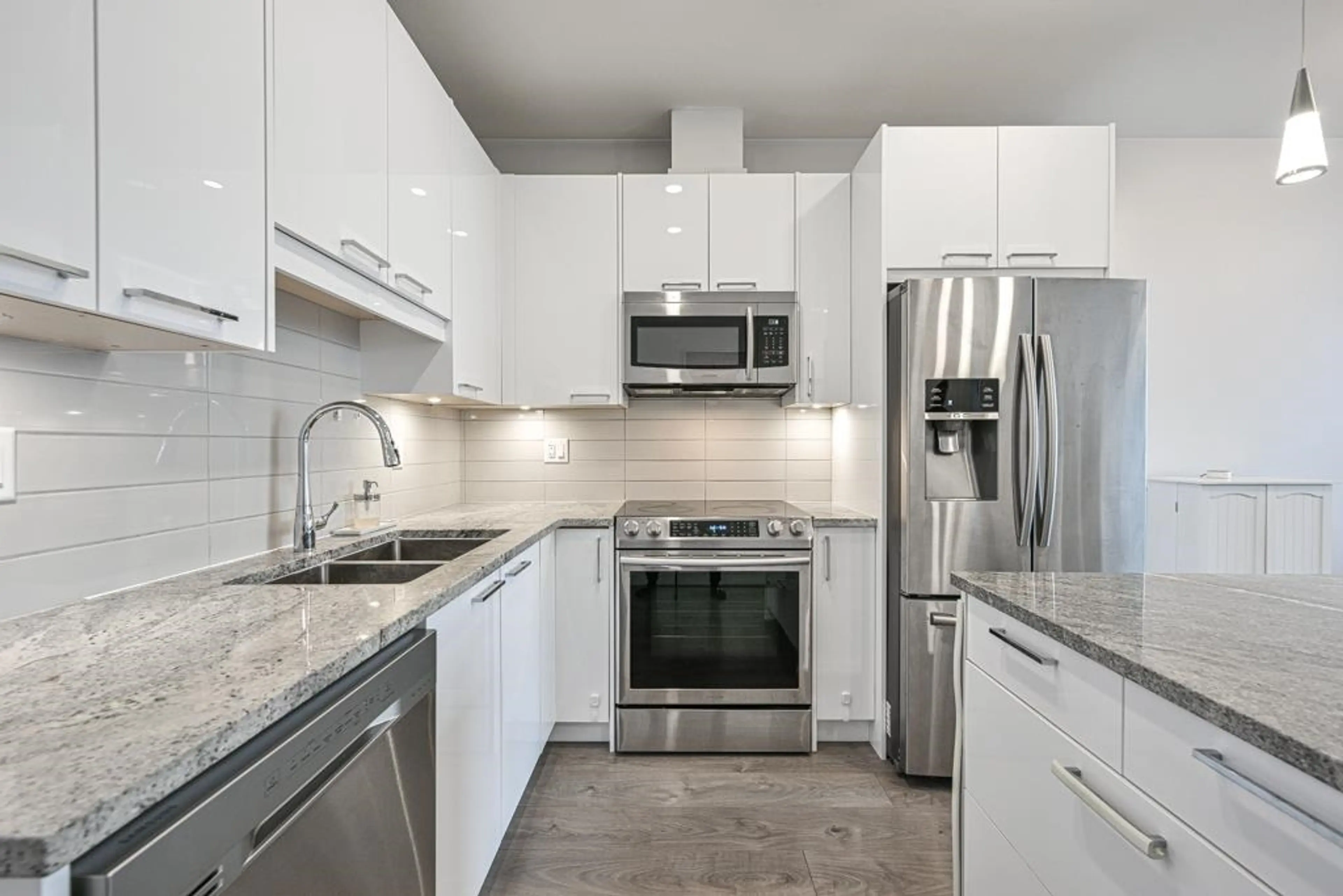 Property at #503 20696 EASTLEIGH CRESCENT, Langley, BC