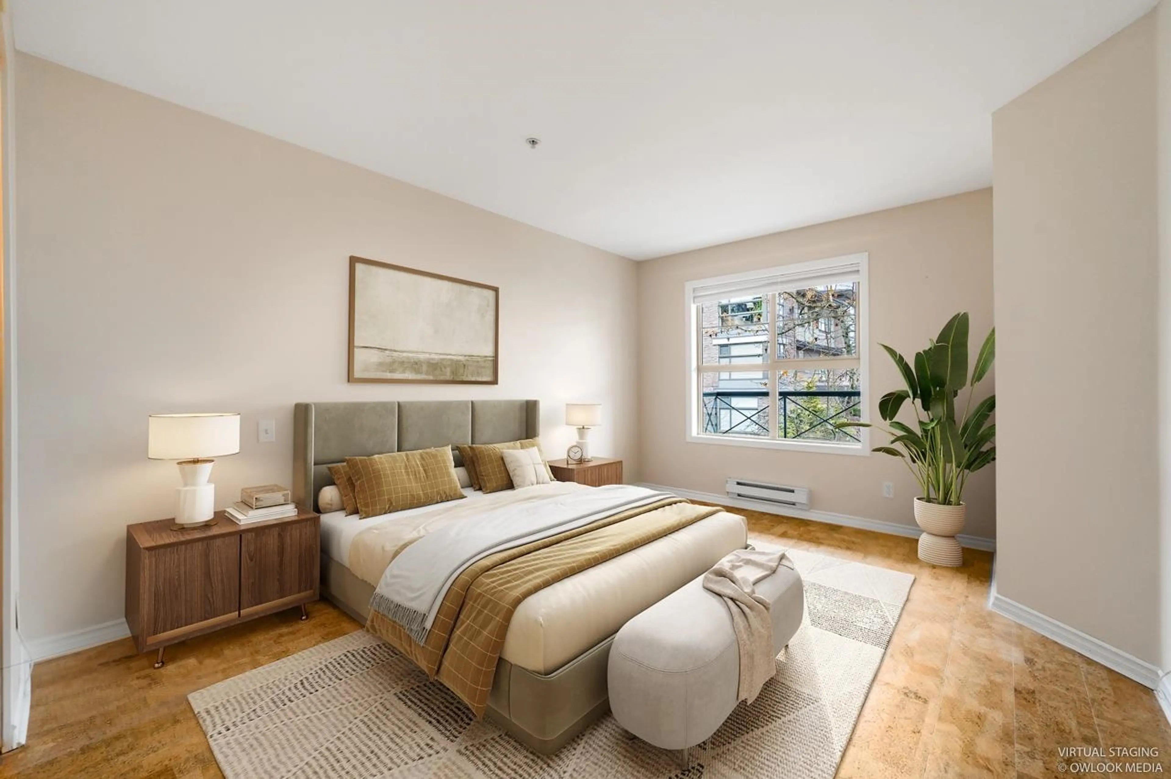 Property at #302 15325 17 AVENUE, Surrey, BC