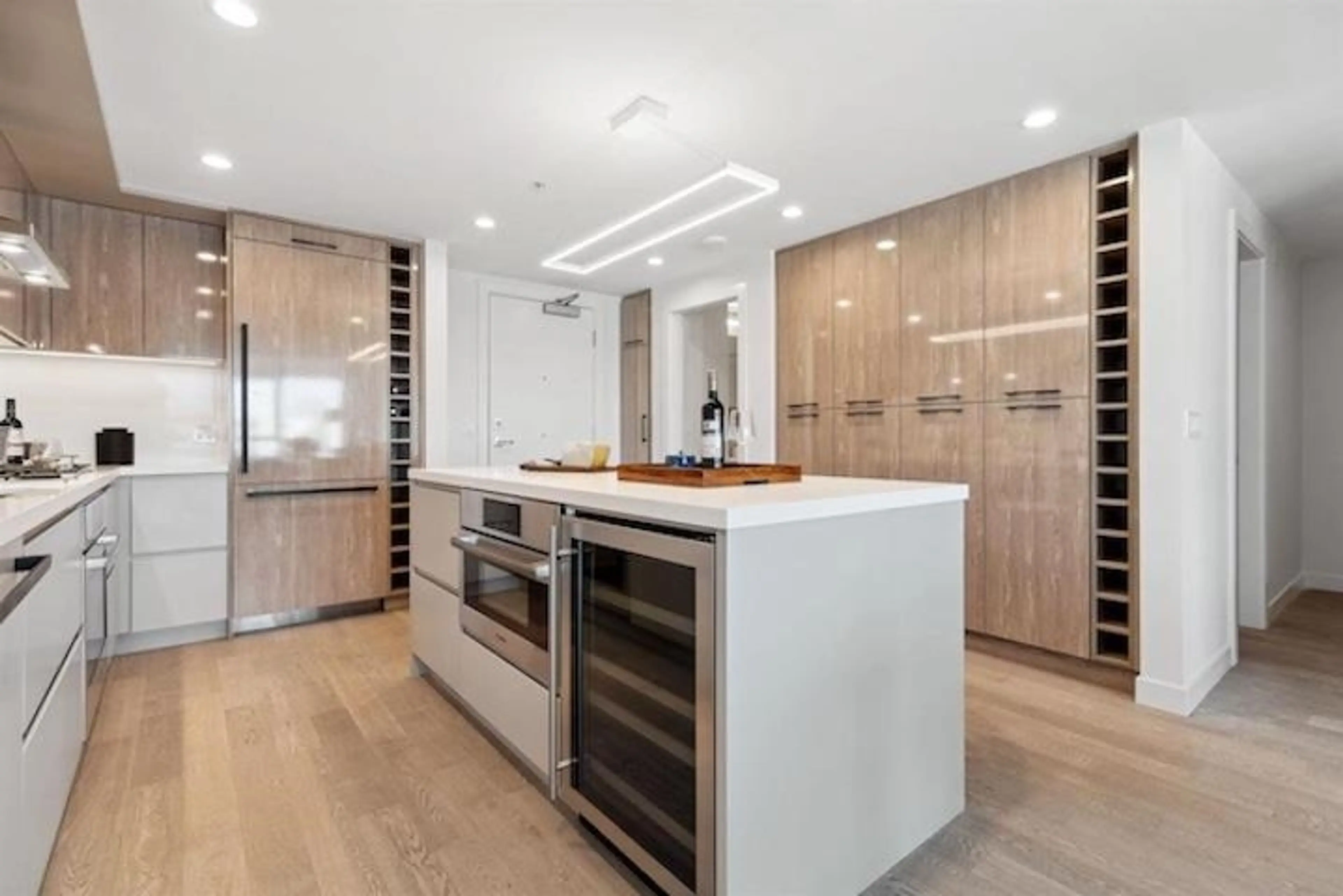 Property at #711 1526 FINLAY STREET, White Rock, BC