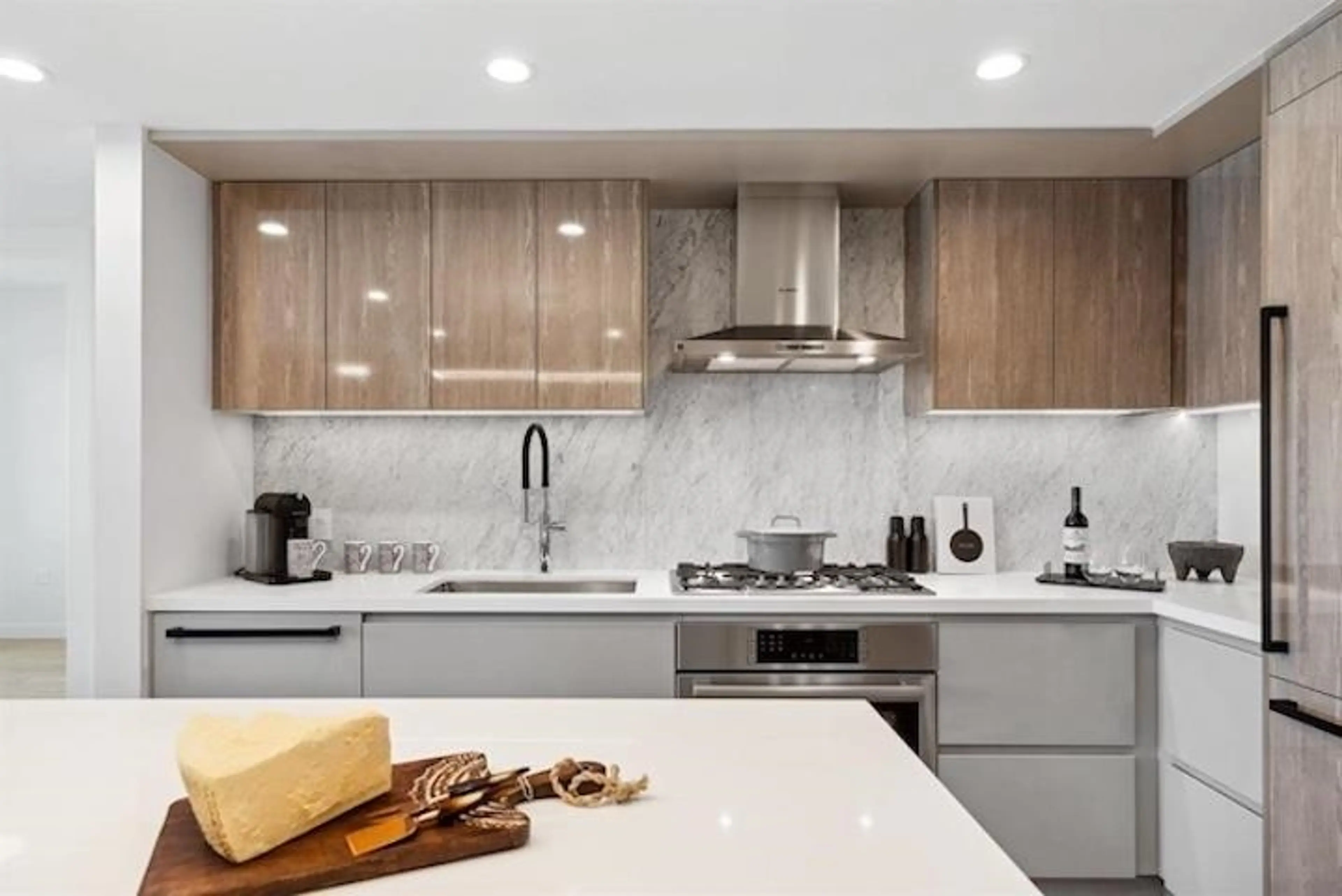 Property at #711 1526 FINLAY STREET, White Rock, BC