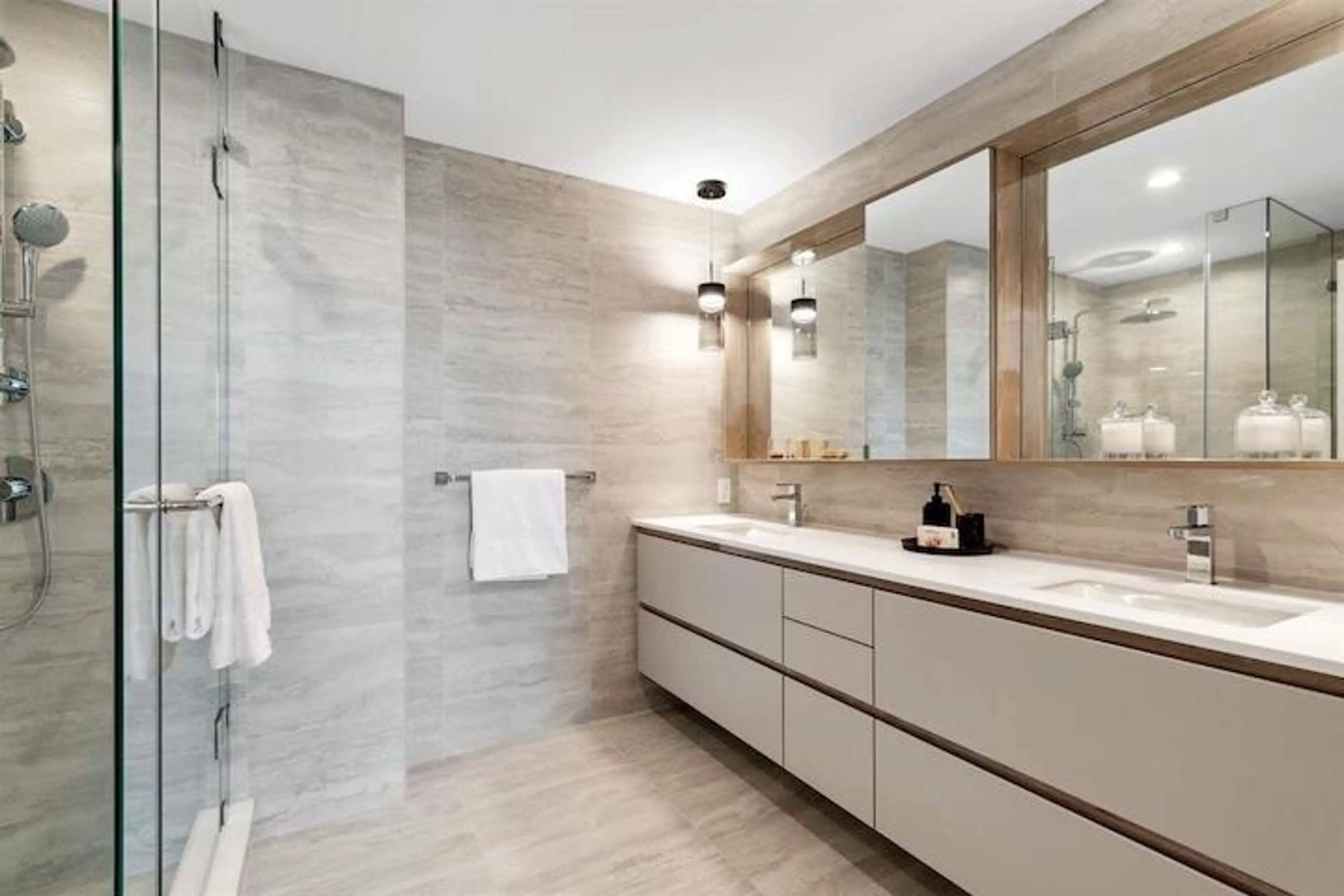 Property at #711 1526 FINLAY STREET, White Rock, BC