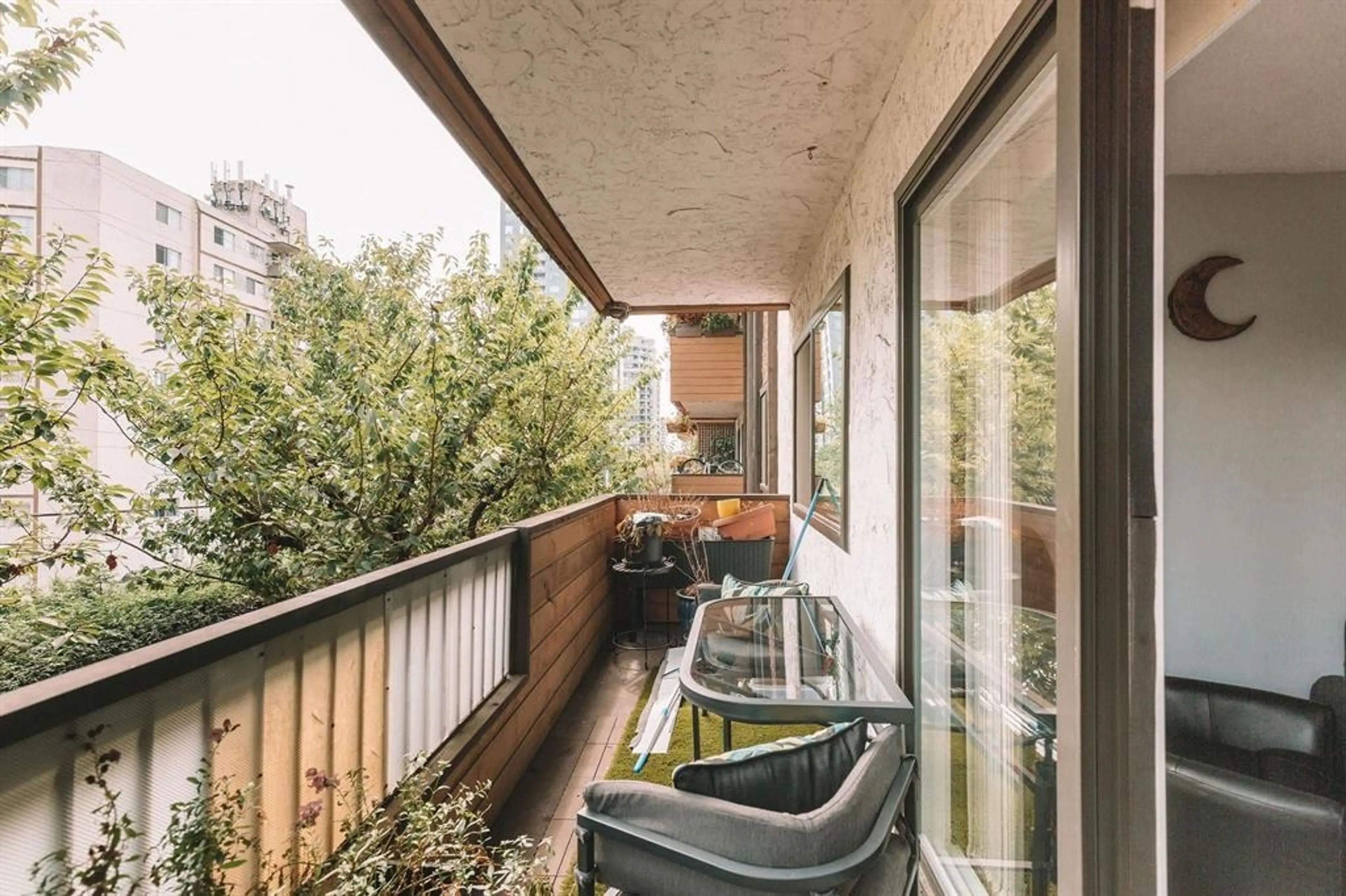 Property at #206 410 AGNES STREET, New Westminster, BC