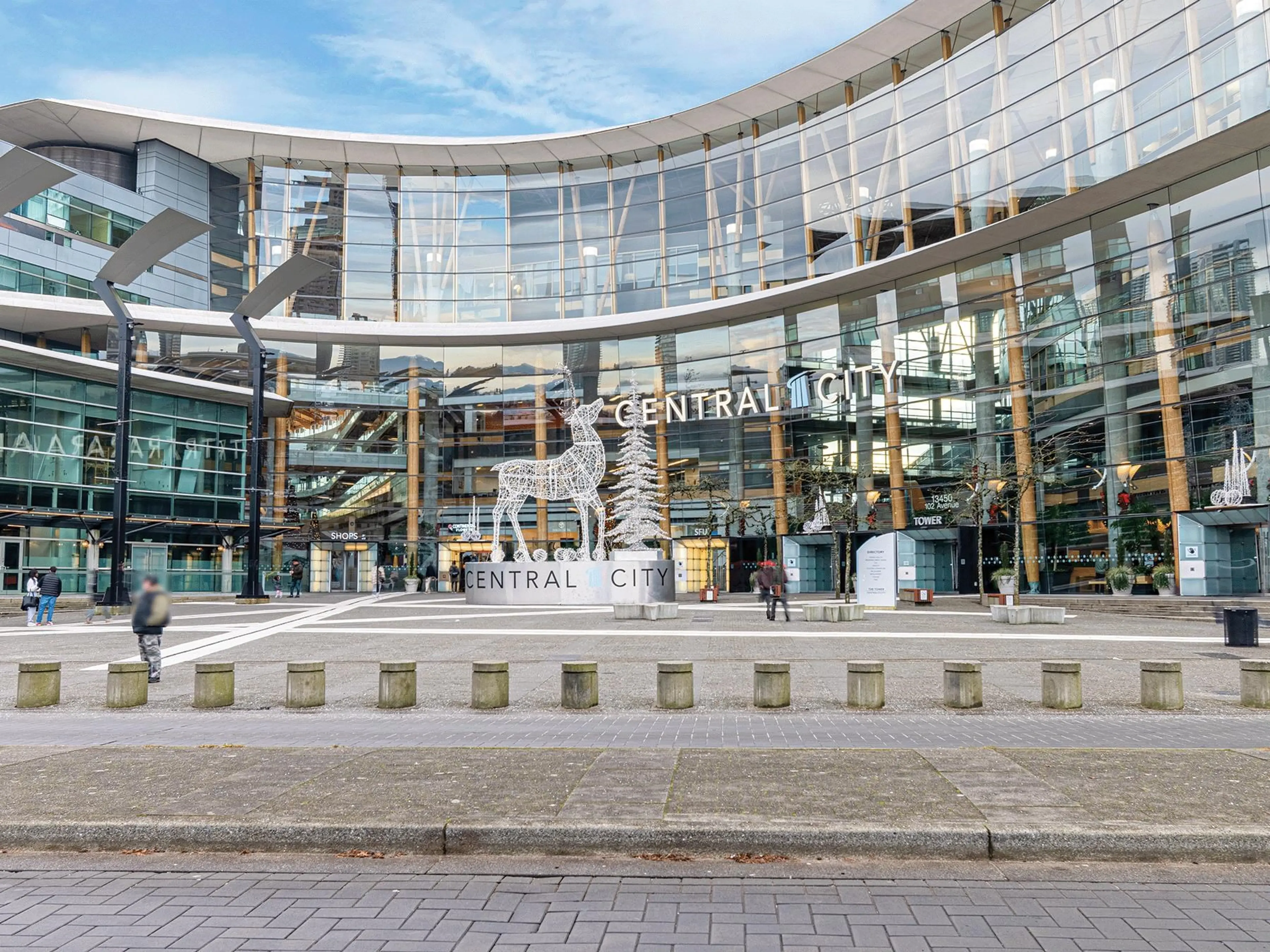 Property at #303 14881 103A AVENUE, Surrey, BC