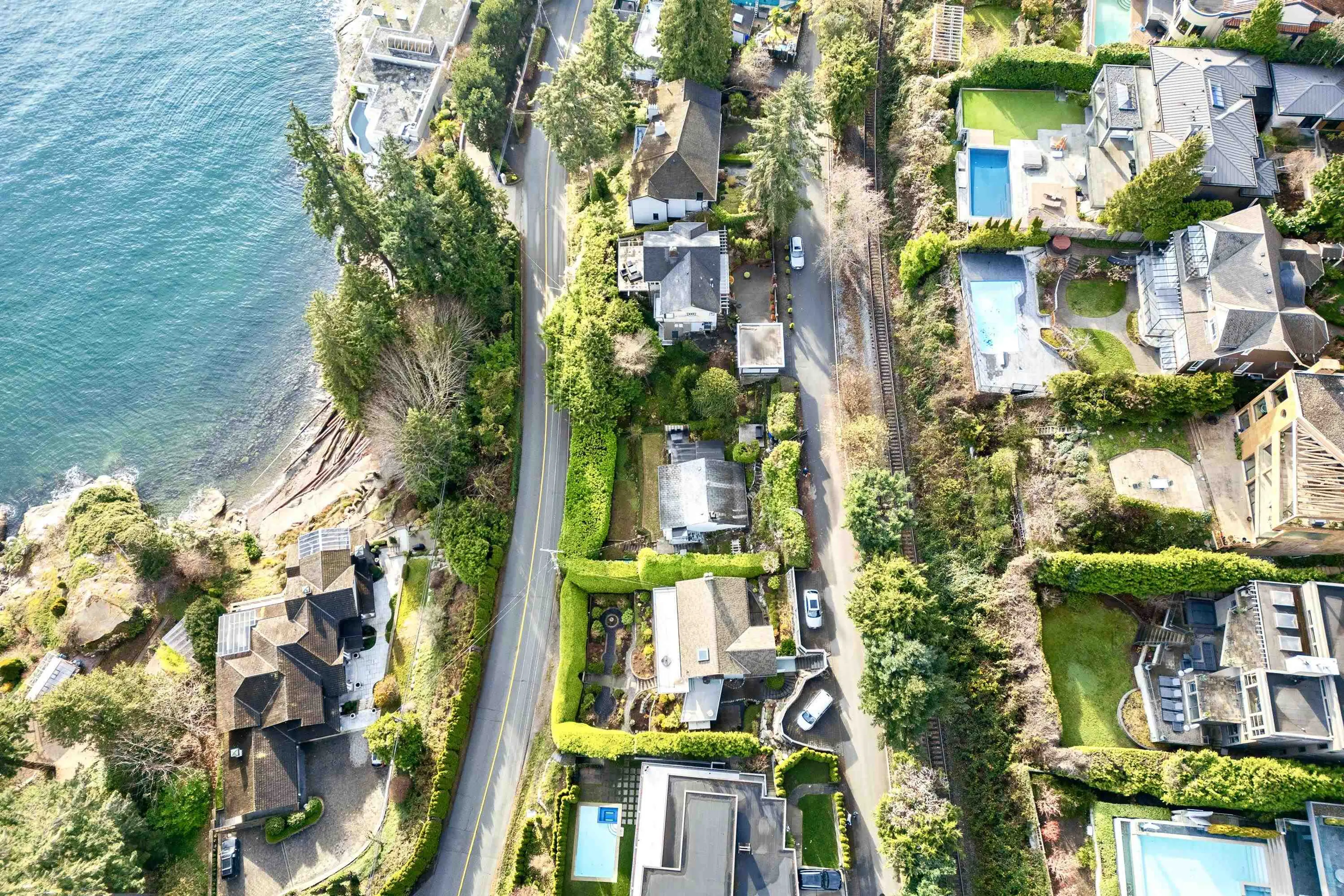 Property at 3575 SUNSET LANE, West Vancouver, BC