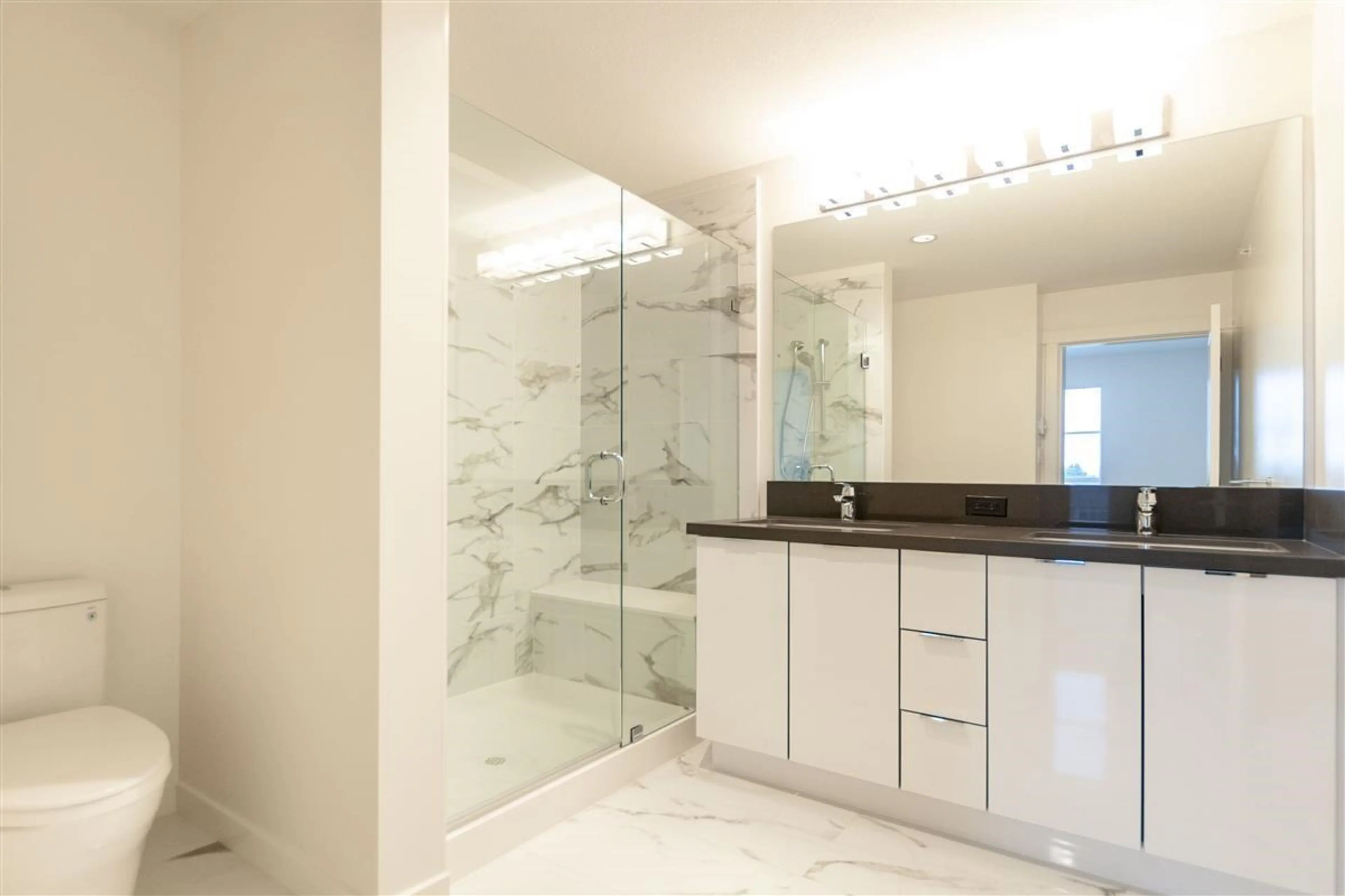 Property at #418 15138 34 AVENUE, Surrey, BC