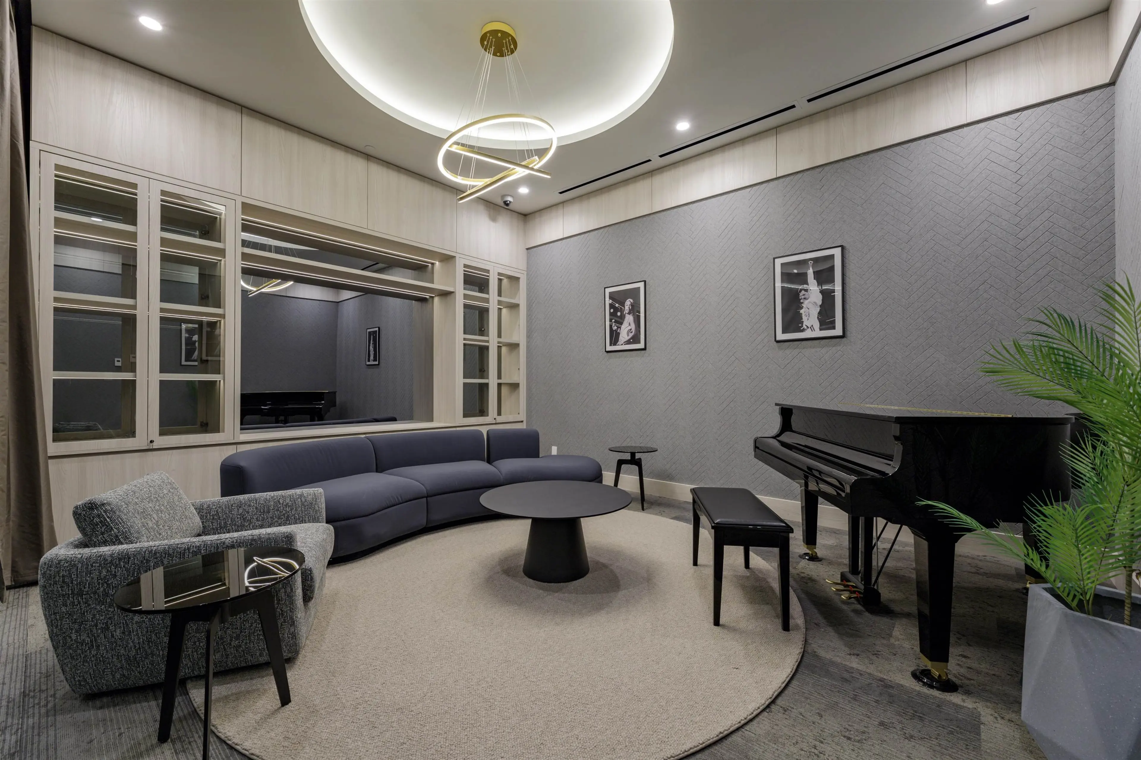 Property at #4304 4168 LOUGHEED HIGHWAY, Burnaby, BC