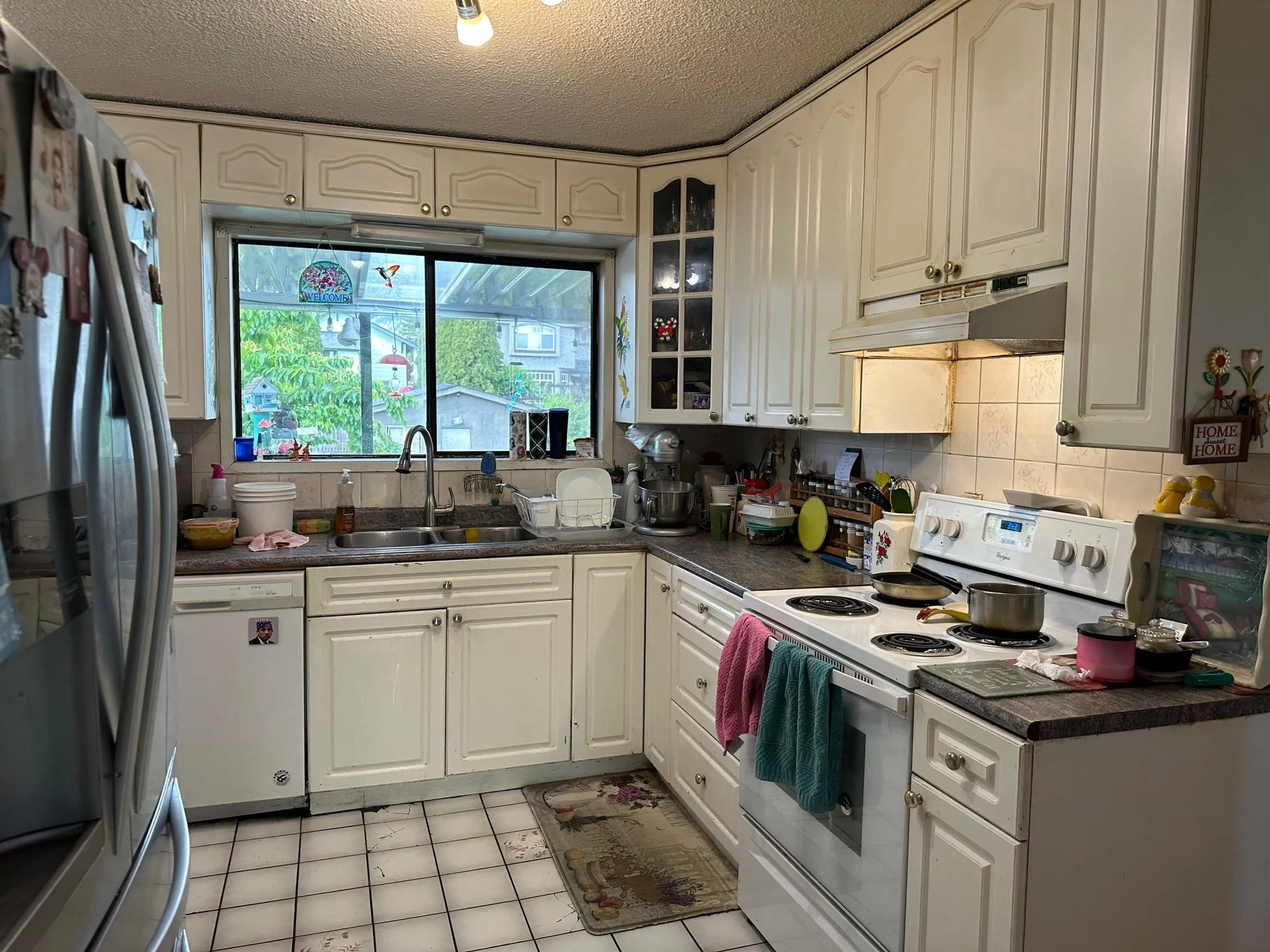 Property at 332 W 14TH STREET, North Vancouver, BC