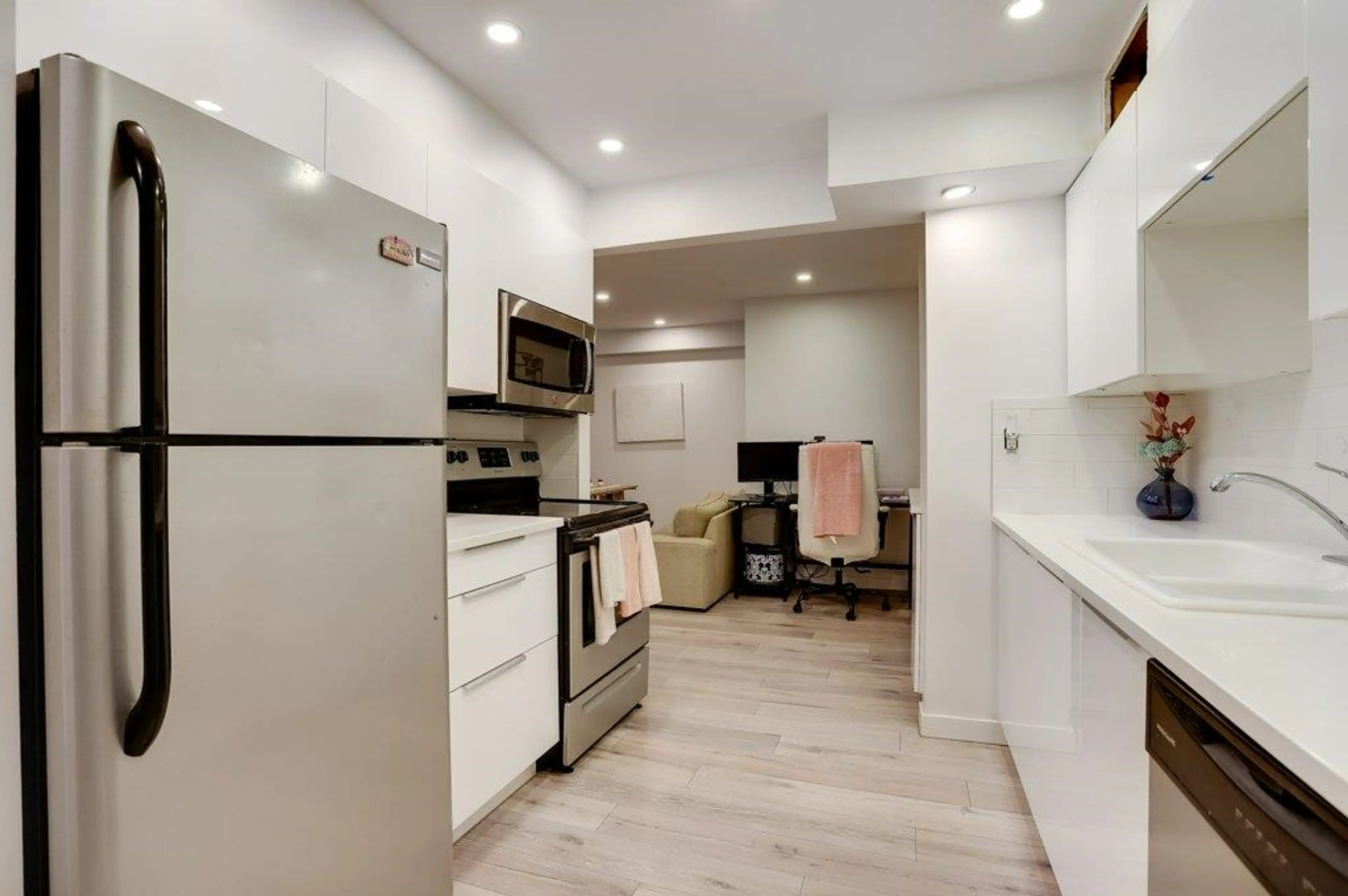 Property at #105 1544 FIR STREET, White Rock, BC