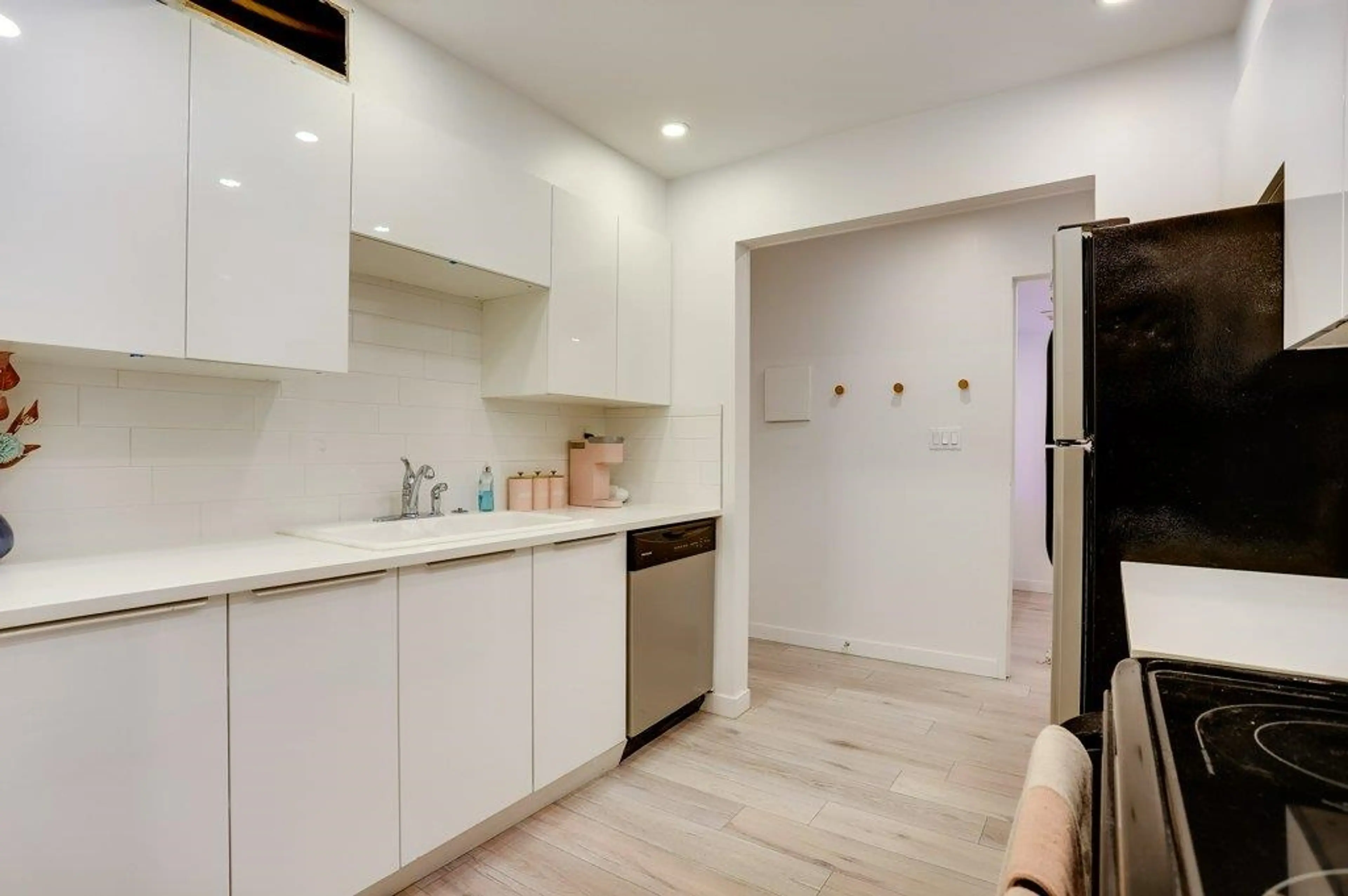 Property at #105 1544 FIR STREET, White Rock, BC