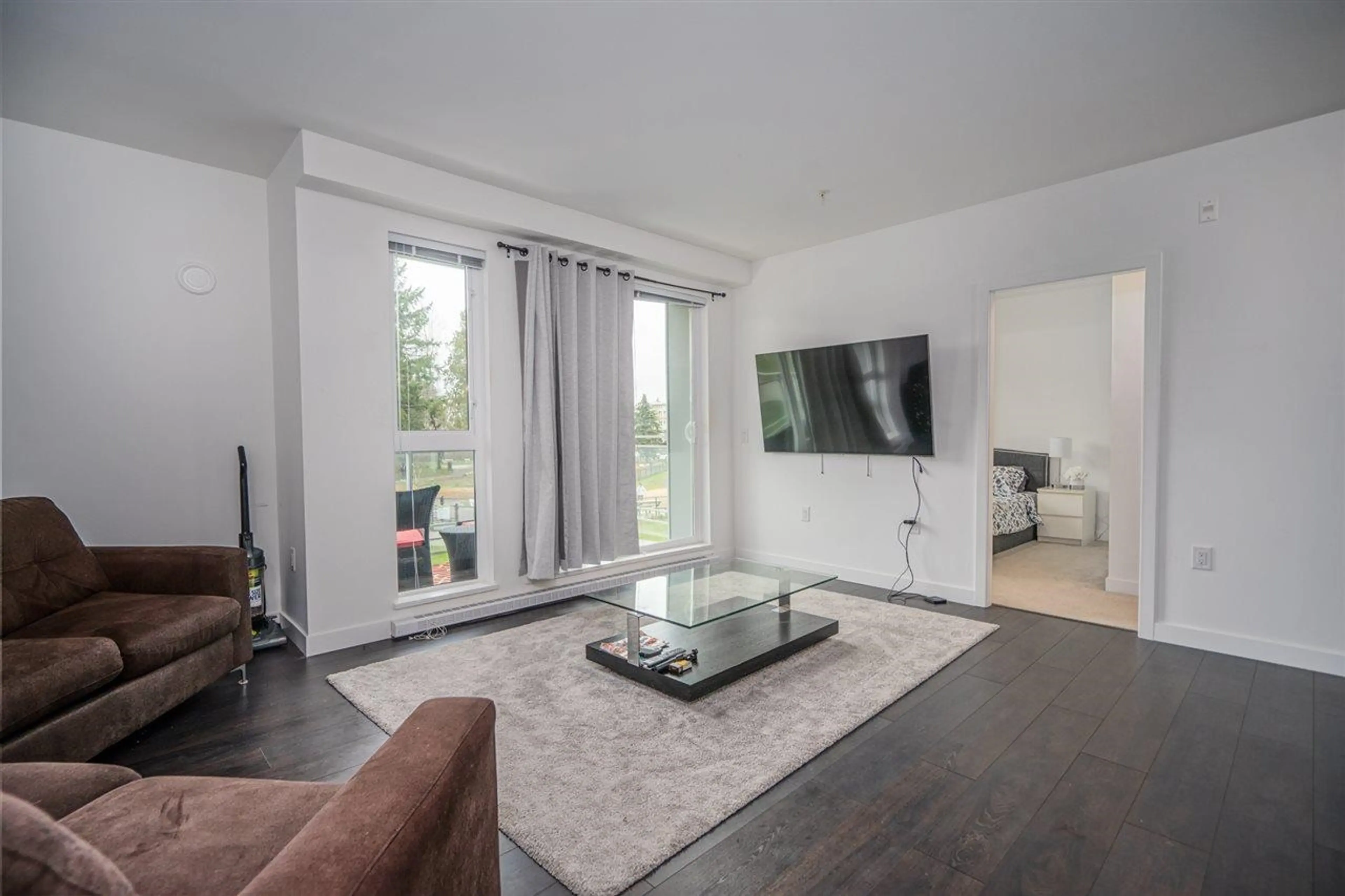 Property at #214 13963 105 BOULEVARD, Surrey, BC