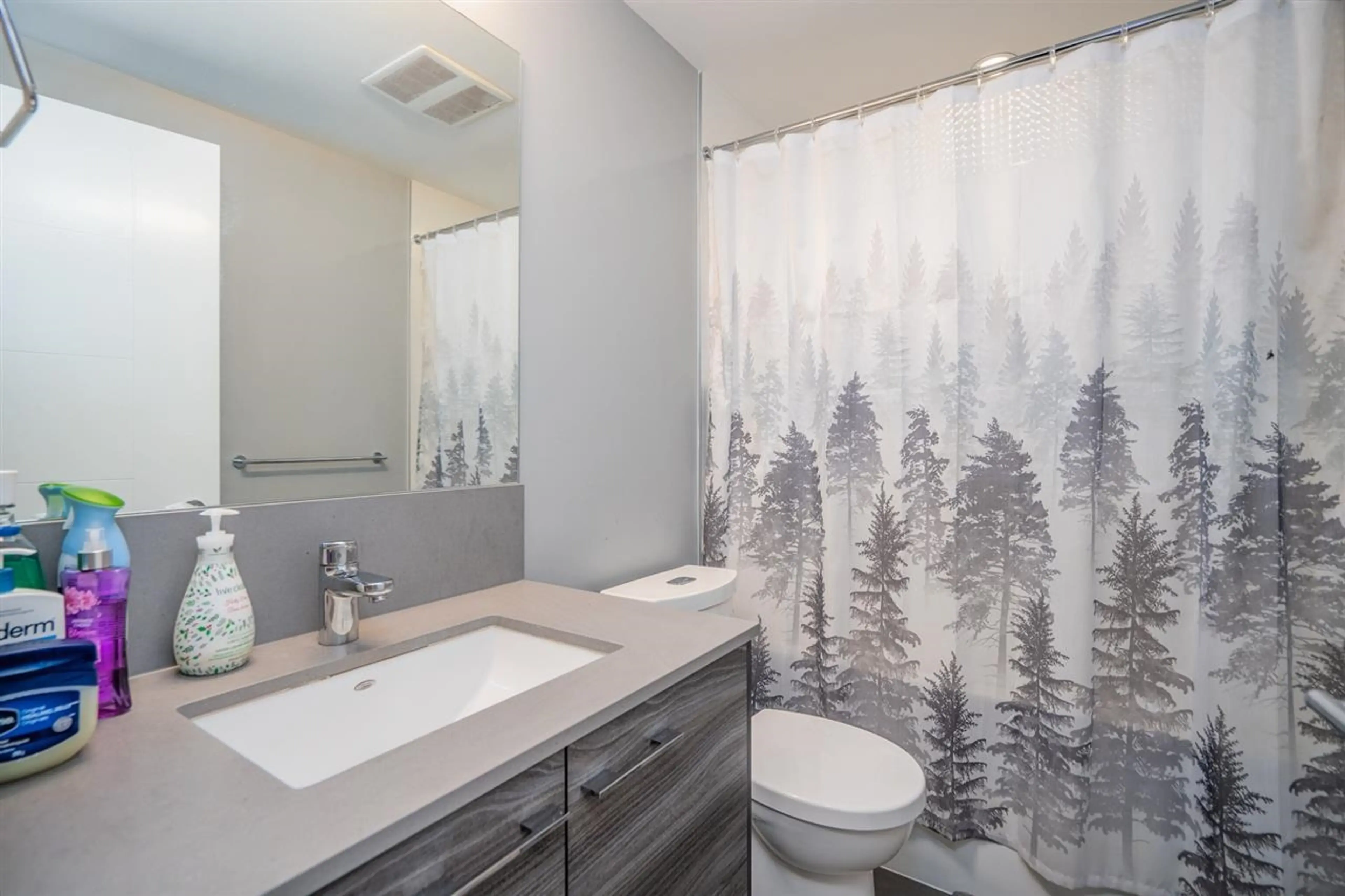 Property at #214 13963 105 BOULEVARD, Surrey, BC