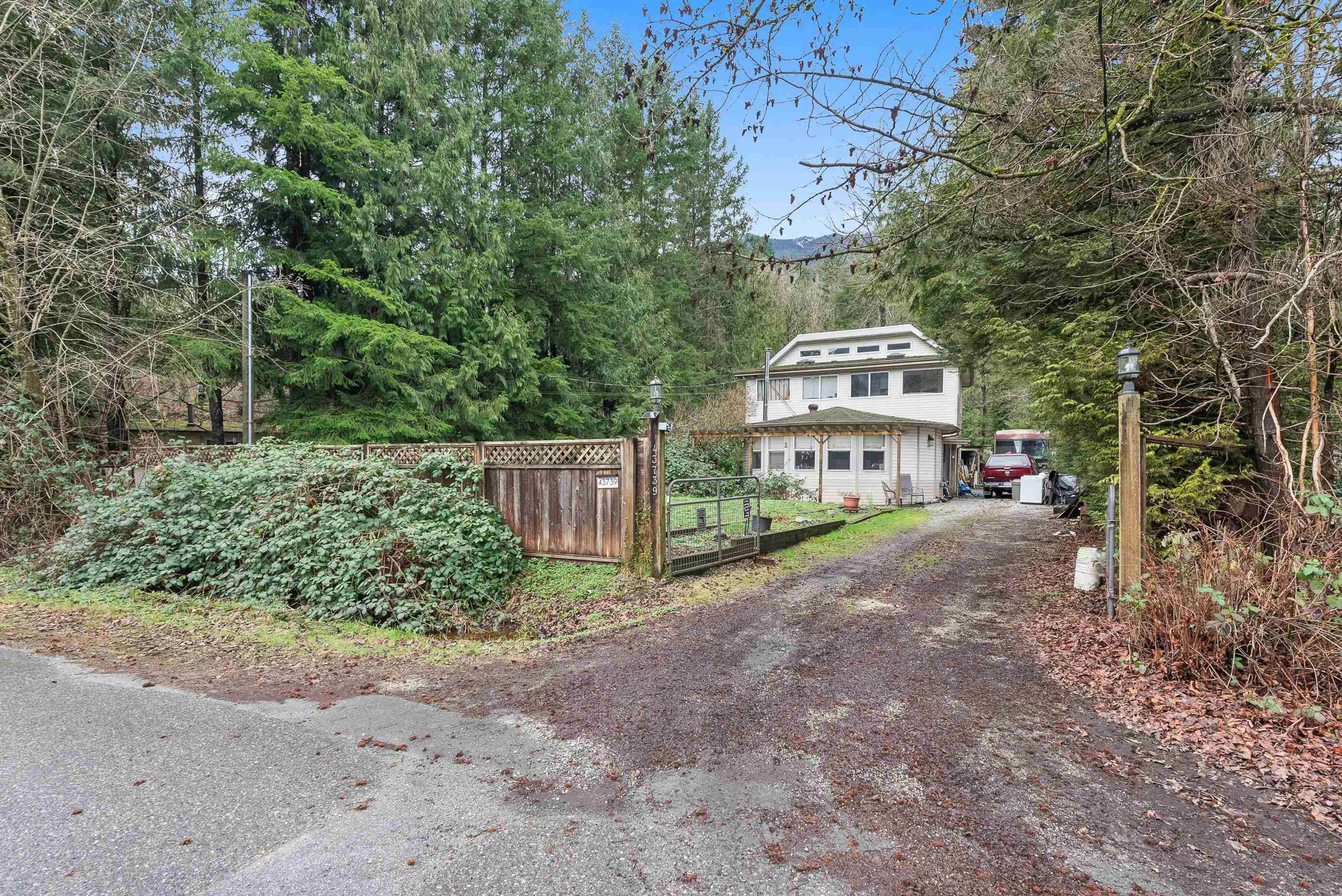 Property at 43739 LOCH ROAD, Mission, BC