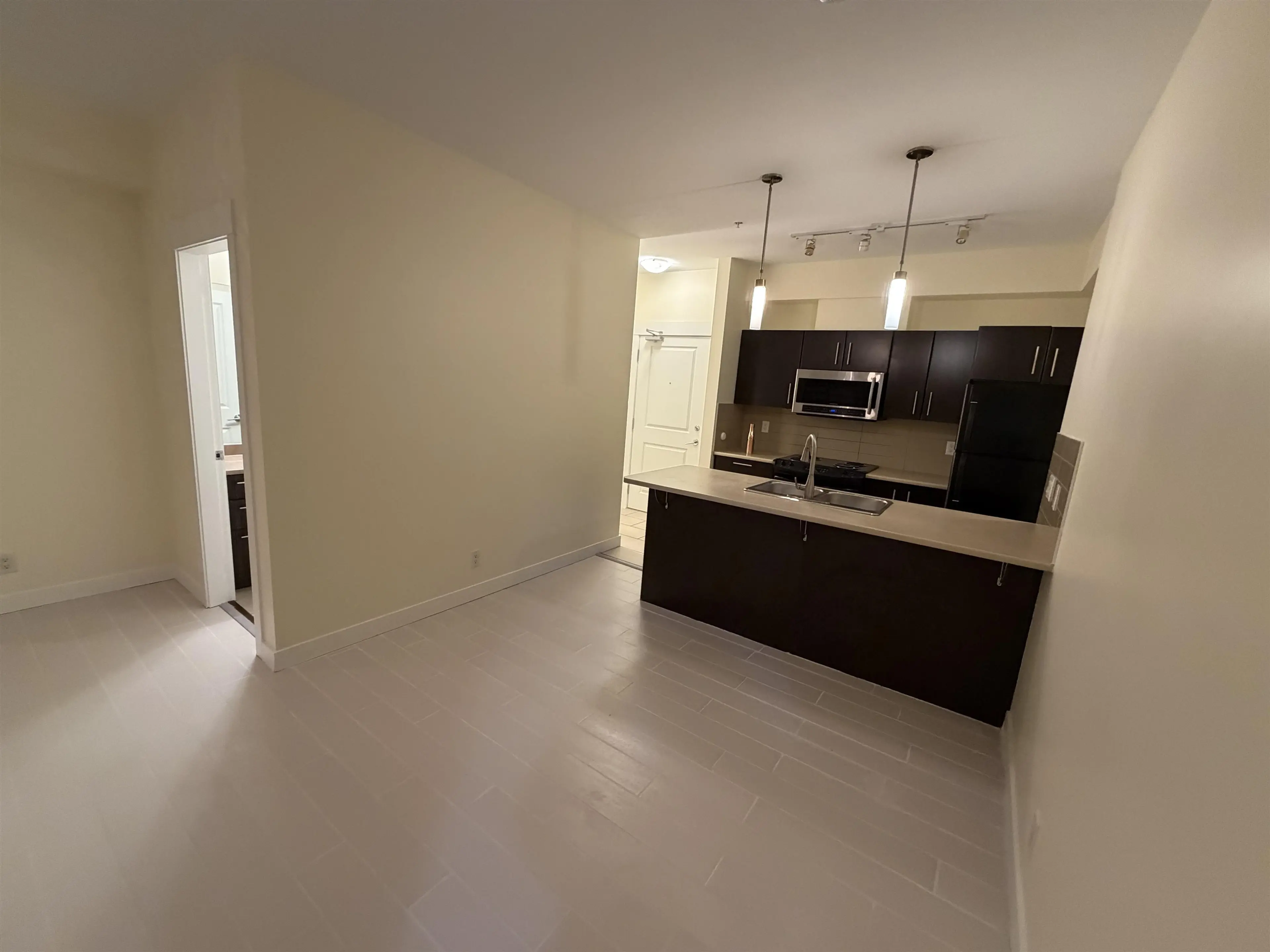 Property at #217 33545 RAINBOW AVENUE, Abbotsford, BC