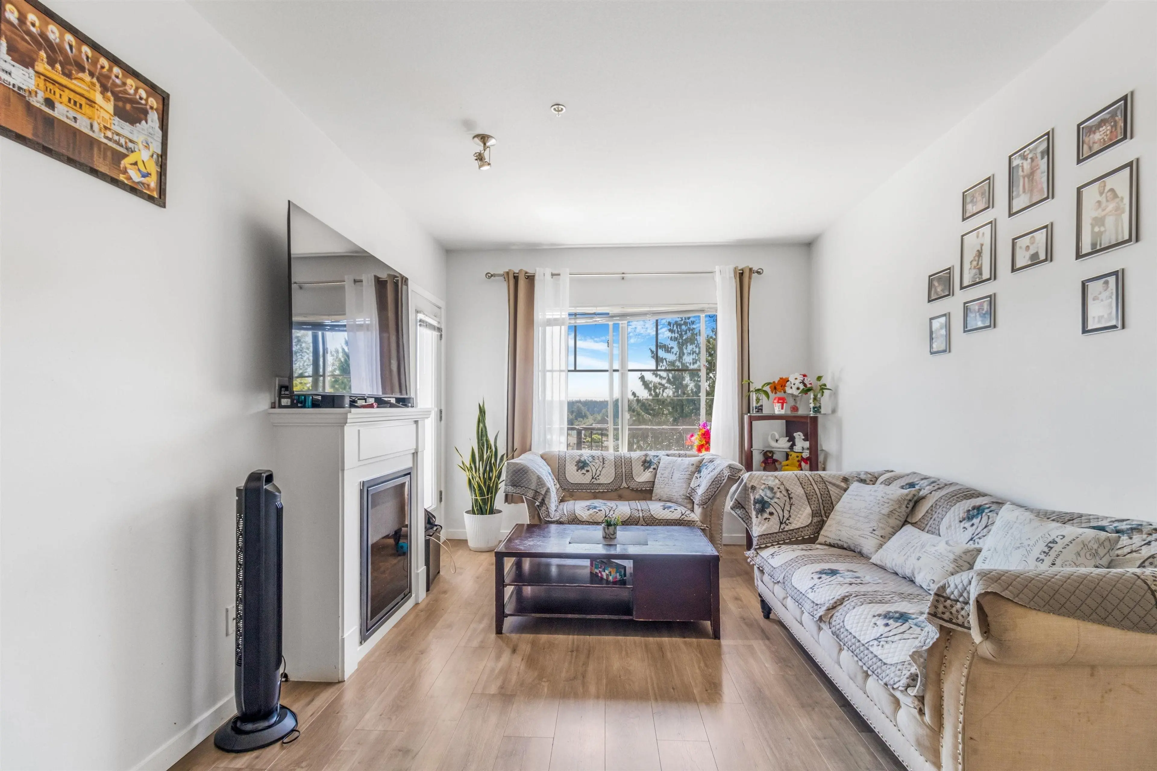 Property at #306 22290 NORTH AVENUE, Maple Ridge, BC