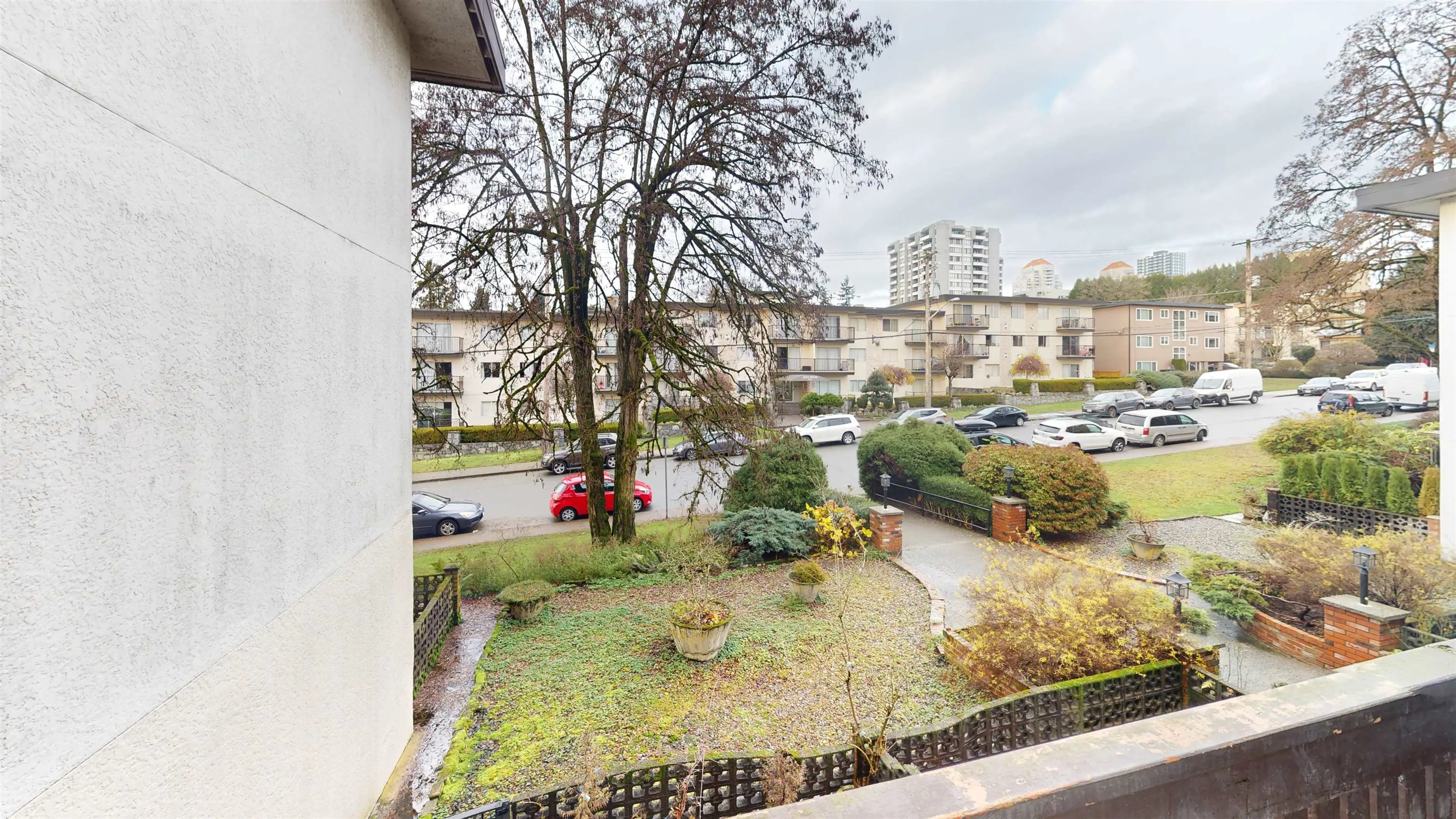 Property at #206 910 FIFTH AVENUE, New Westminster, BC