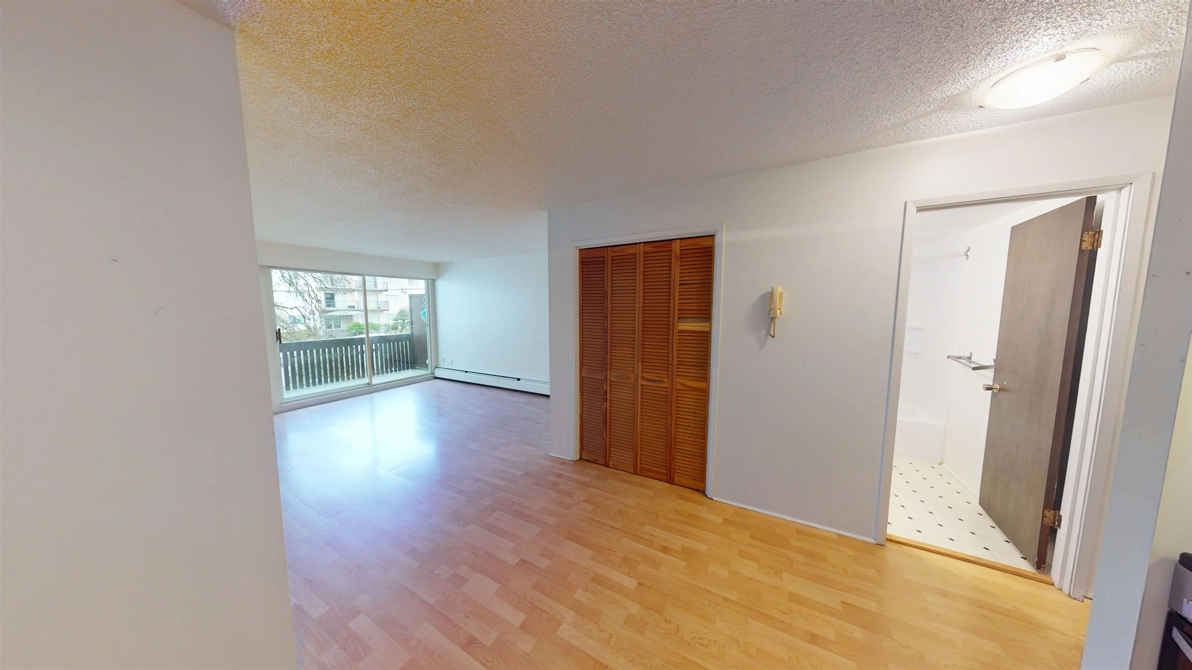 Property at #206 910 FIFTH AVENUE, New Westminster, BC