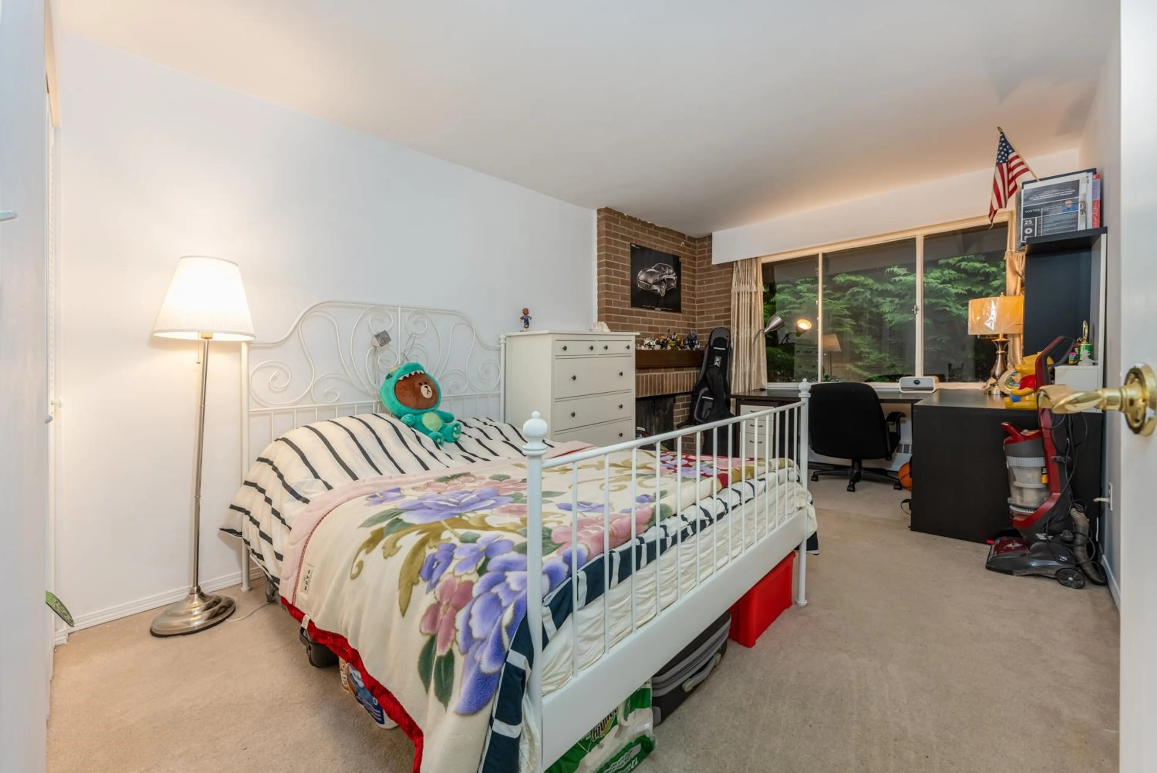 Property at #312 235 KEITH ROAD, West Vancouver, BC