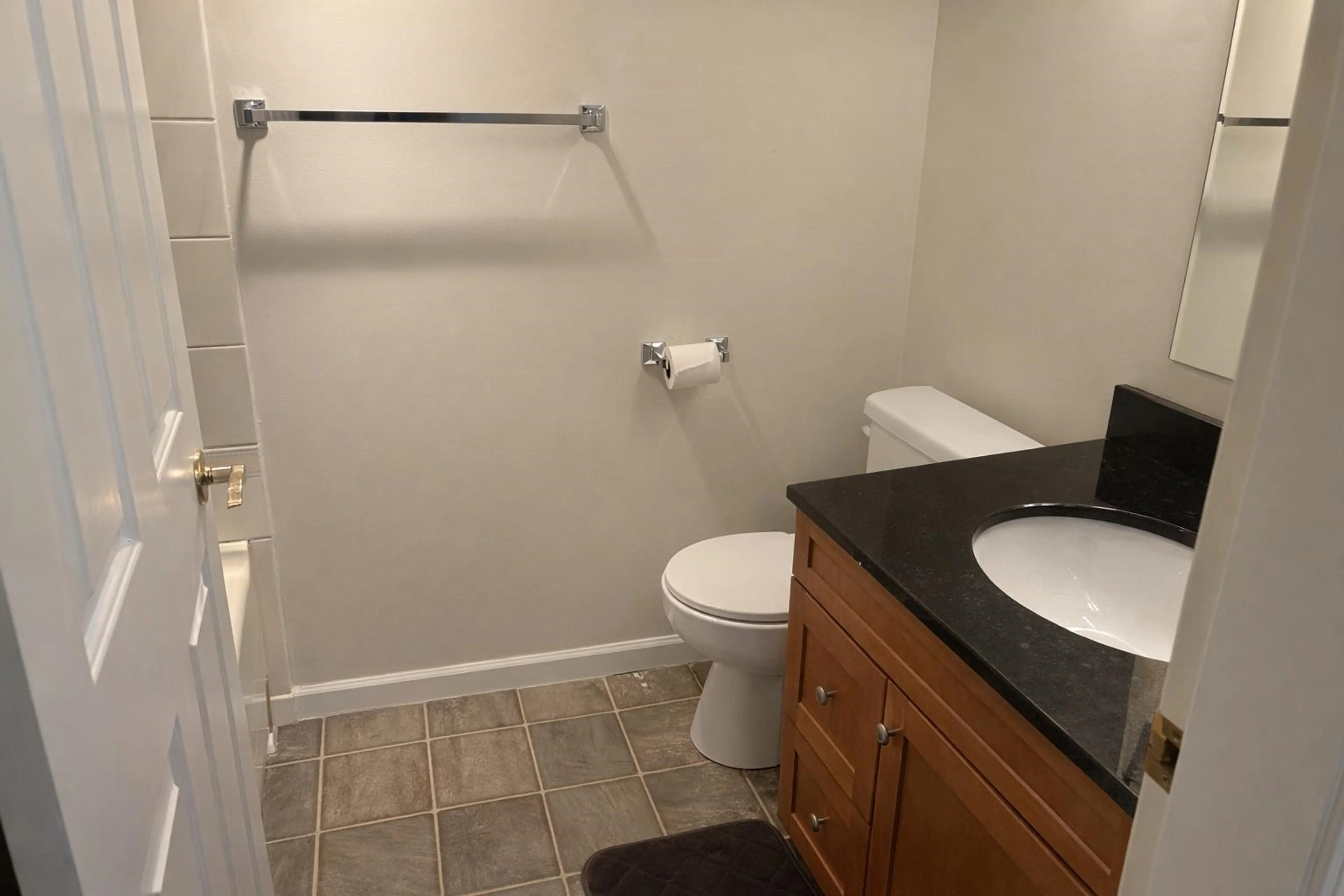 Property at #101 33401 MAYFAIR AVENUE, Abbotsford, BC