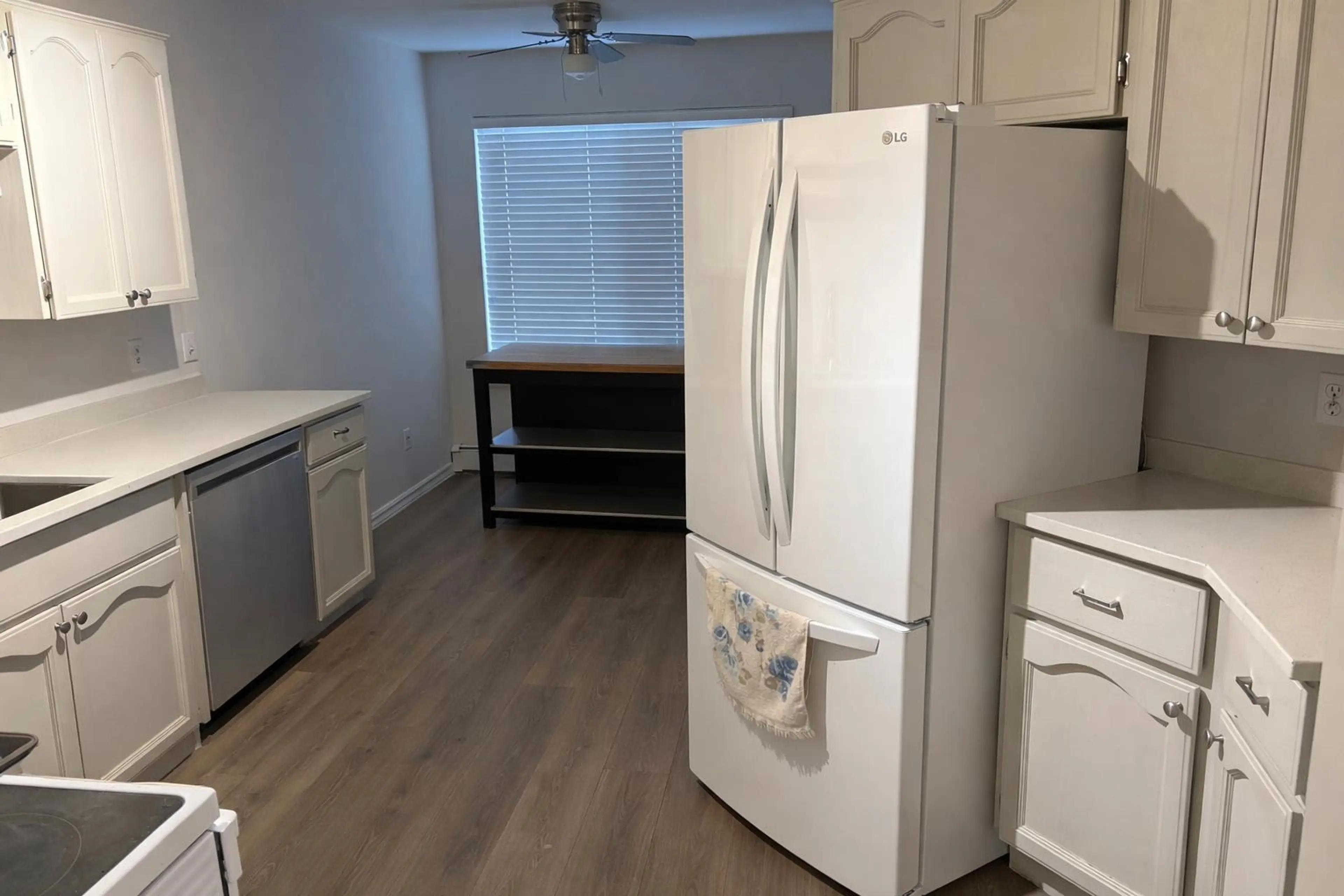 Property at #101 33401 MAYFAIR AVENUE, Abbotsford, BC