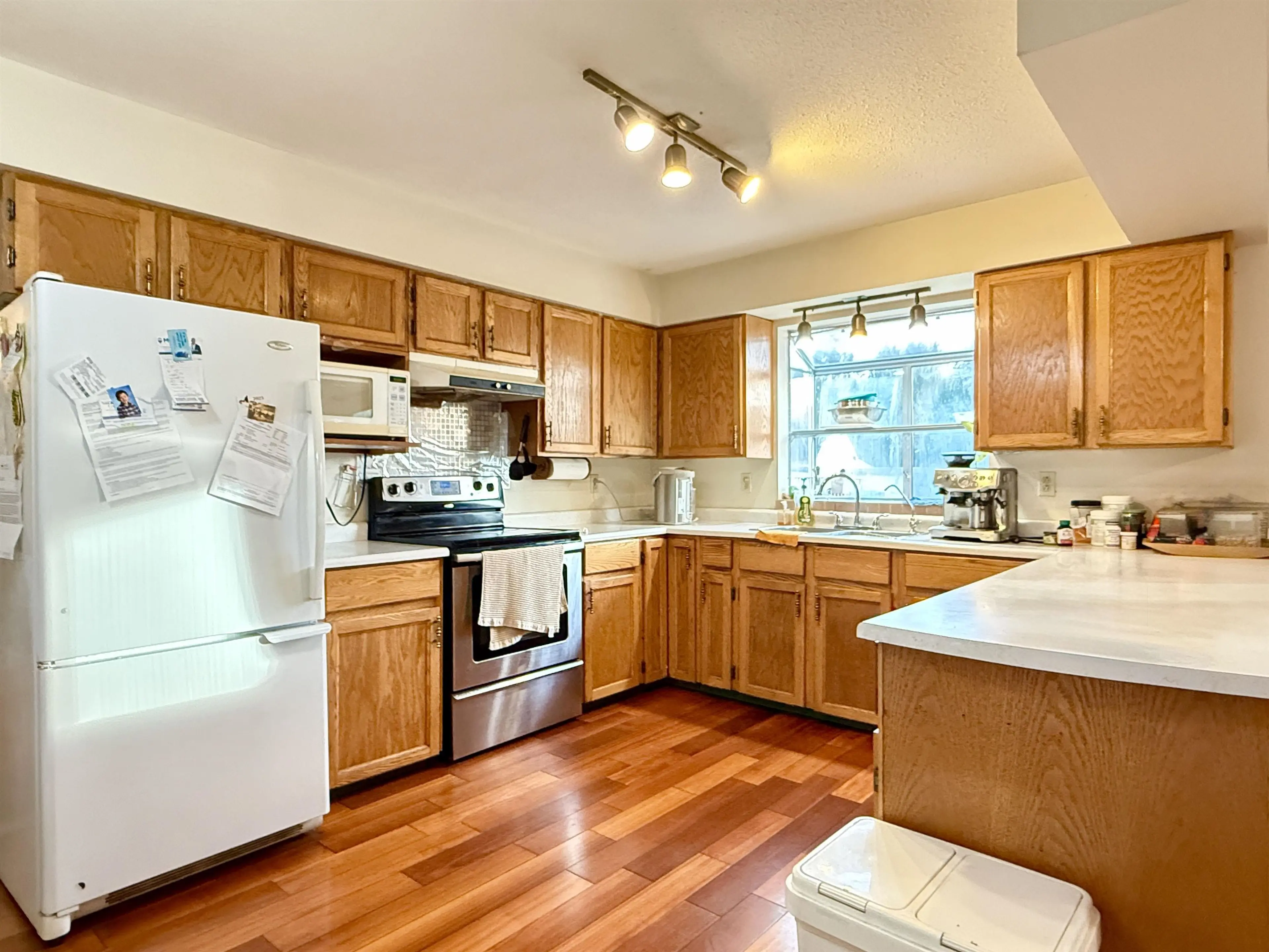 Property at 18572 76 AVENUE, Surrey, BC