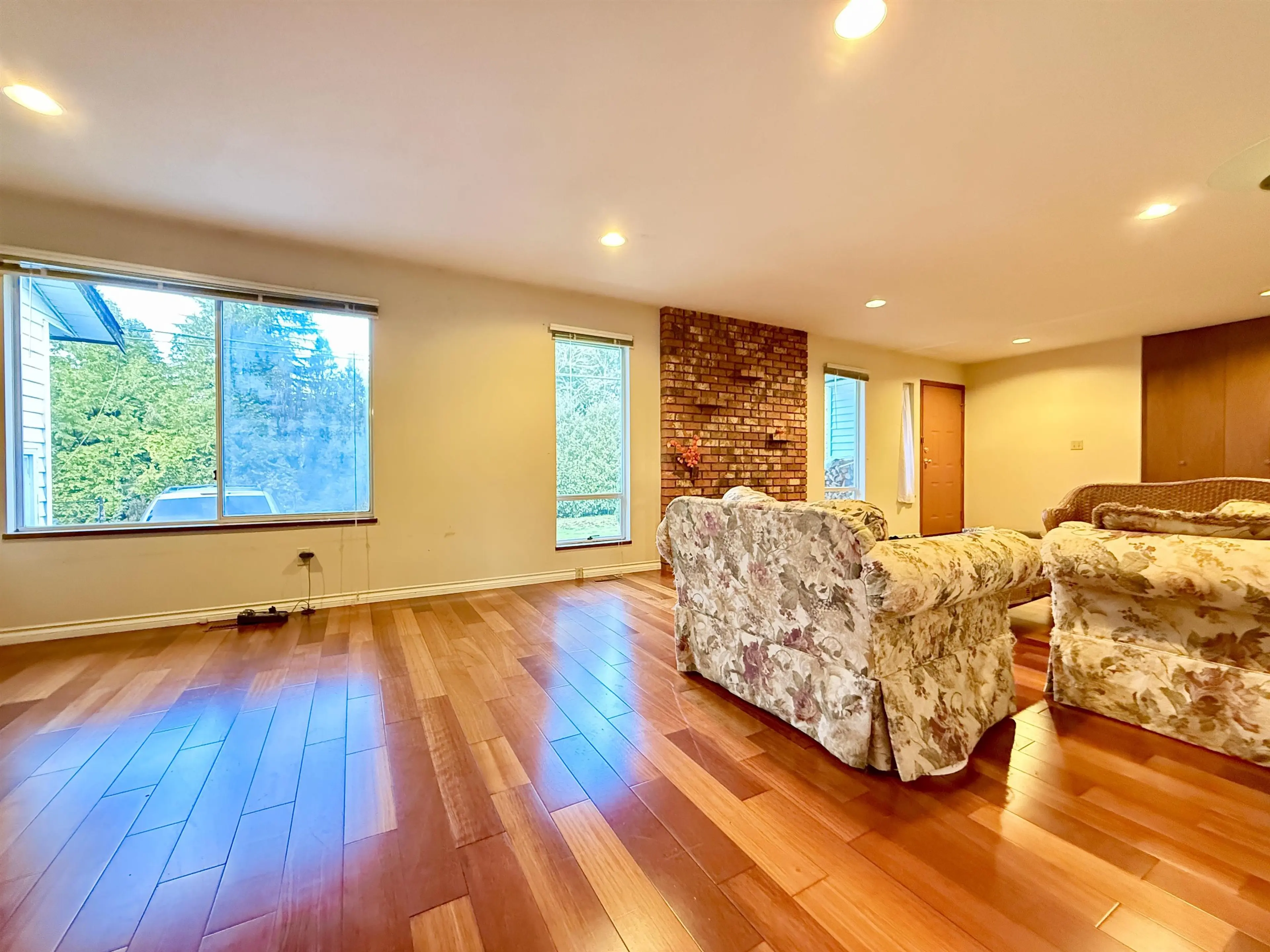 Property at 18572 76 AVENUE, Surrey, BC