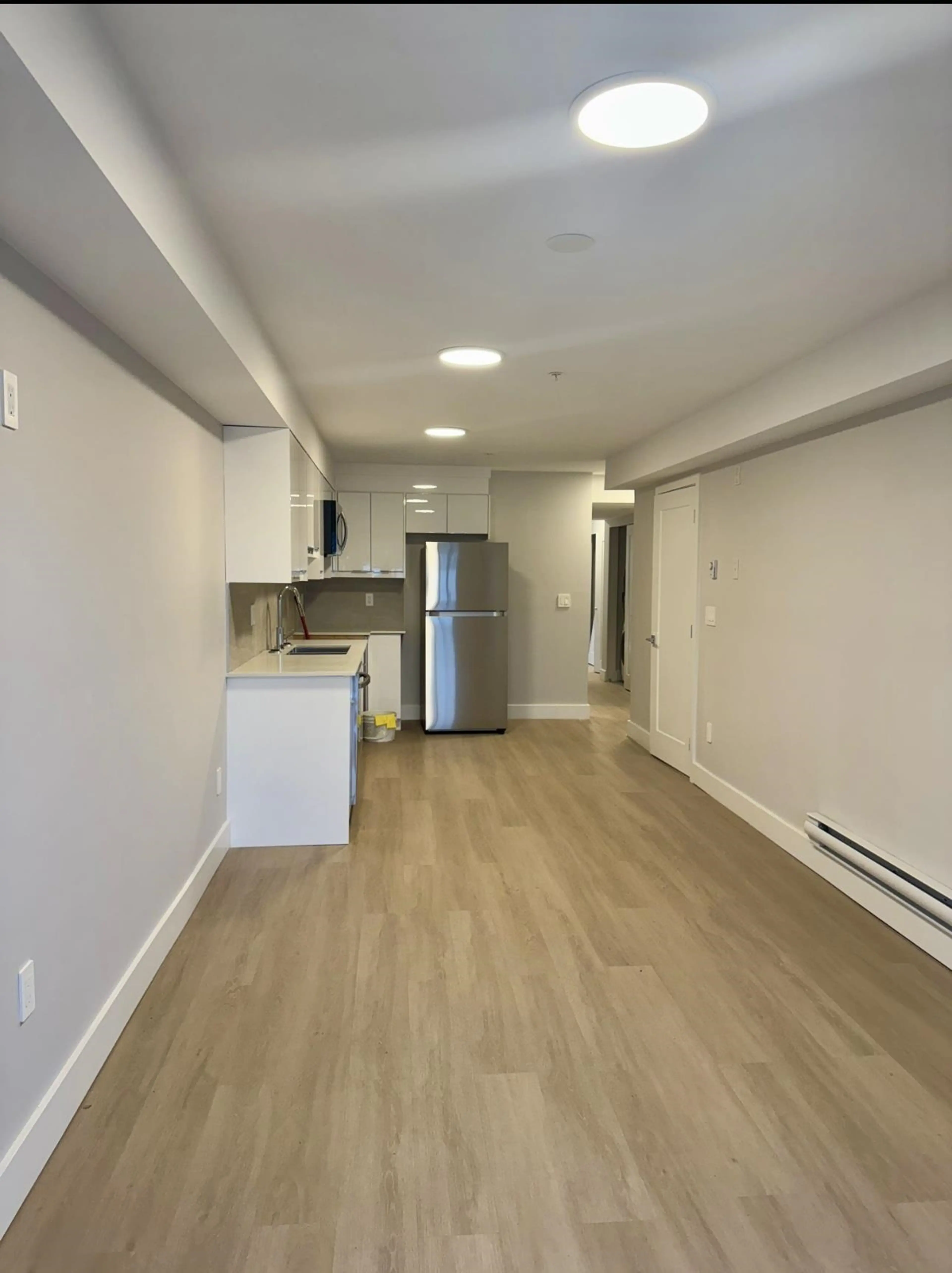 Property at #204 3050 KINGSWAY, Vancouver, BC