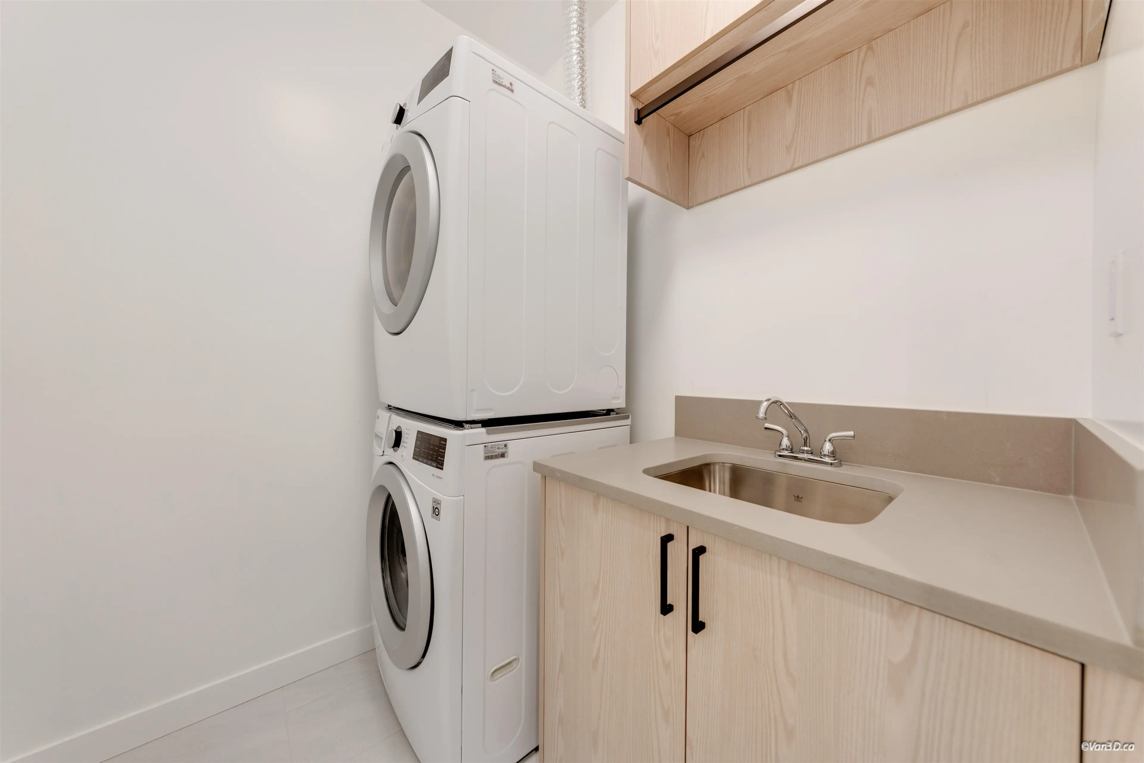 Property at #3 5651 STEVESTON HIGHWAY, Richmond, BC