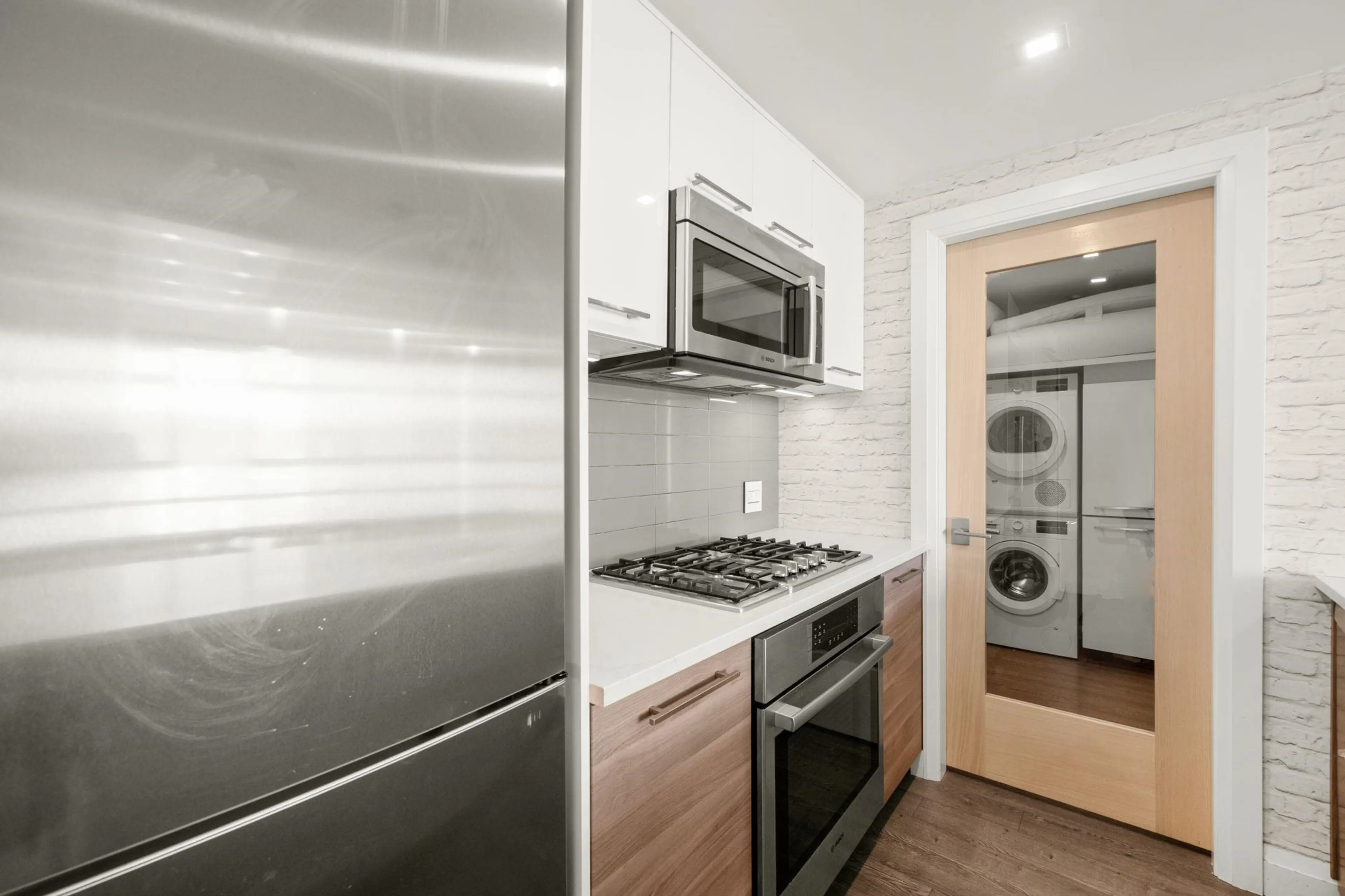 Property at #3705 928 BEATTY STREET, Vancouver, BC