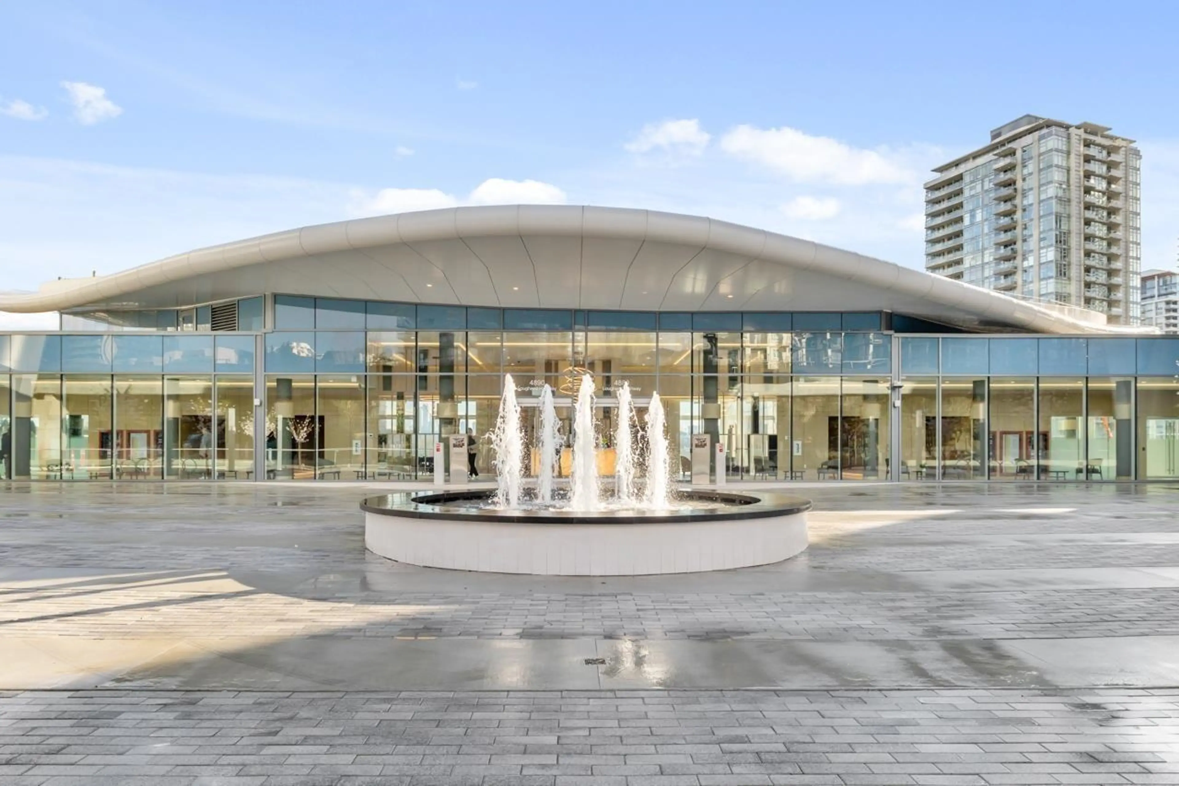 Property at #610 4890 LOUGHEED HIGHWAY, Burnaby, BC