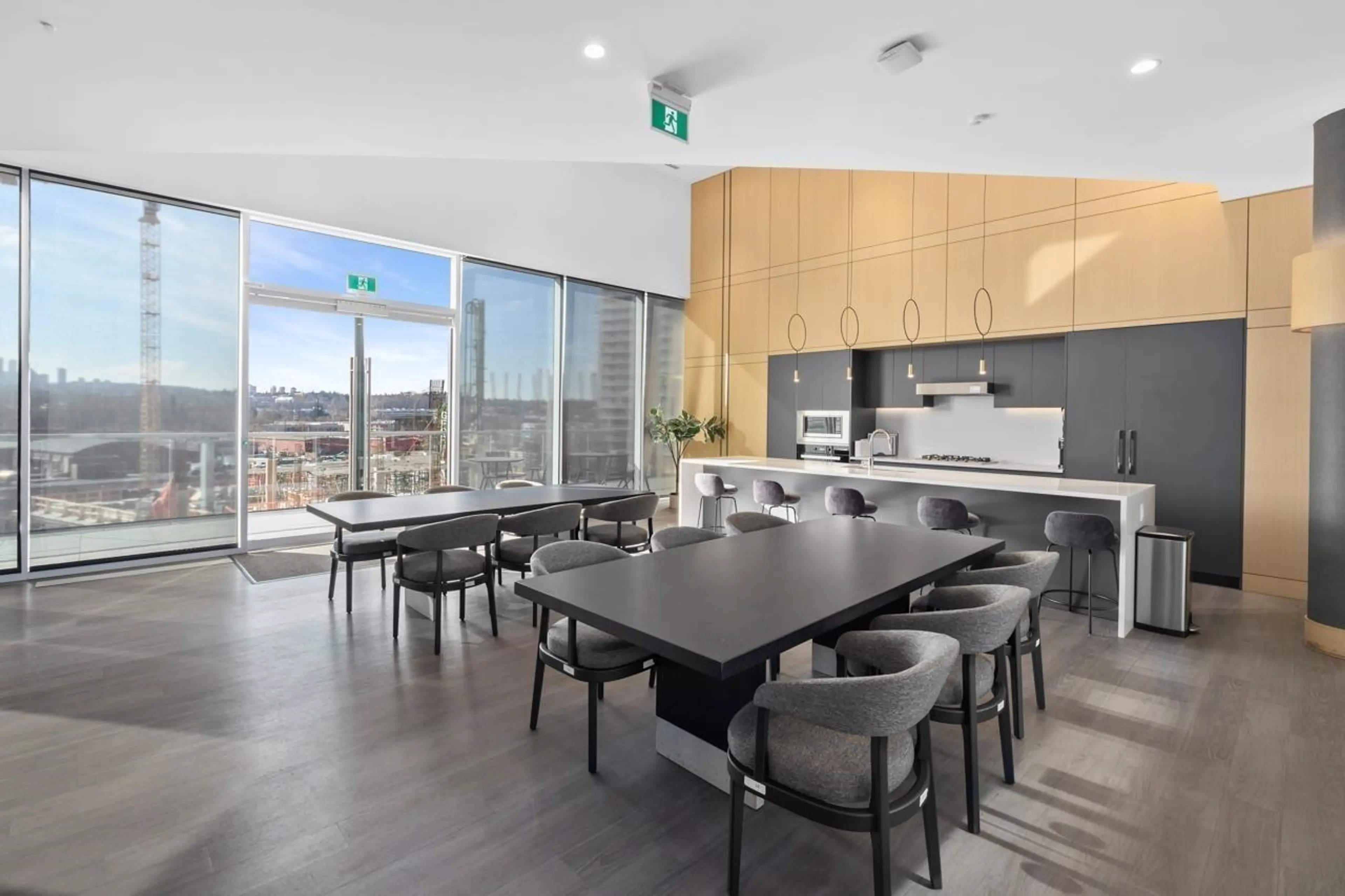 Property at #610 4890 LOUGHEED HIGHWAY, Burnaby, BC