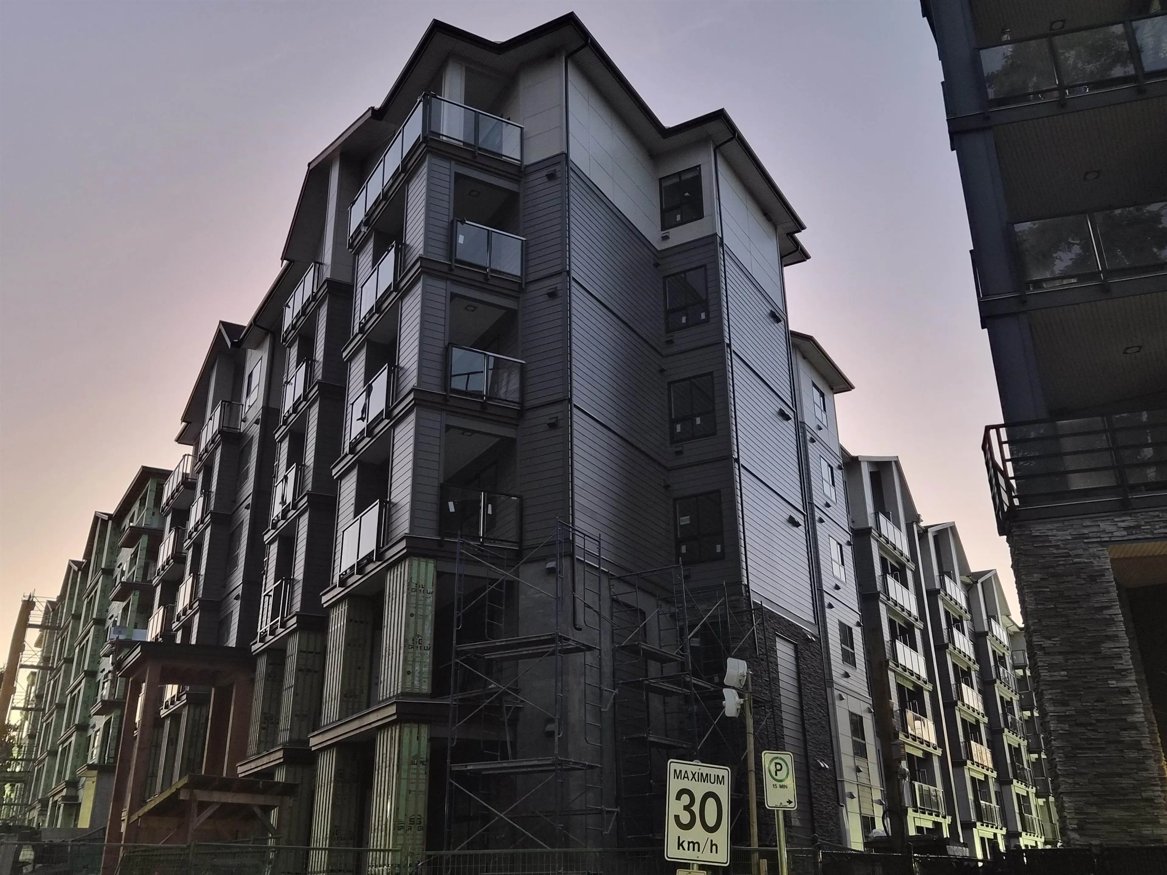 Property at #405 11063 RAVINE ROAD, Surrey, BC