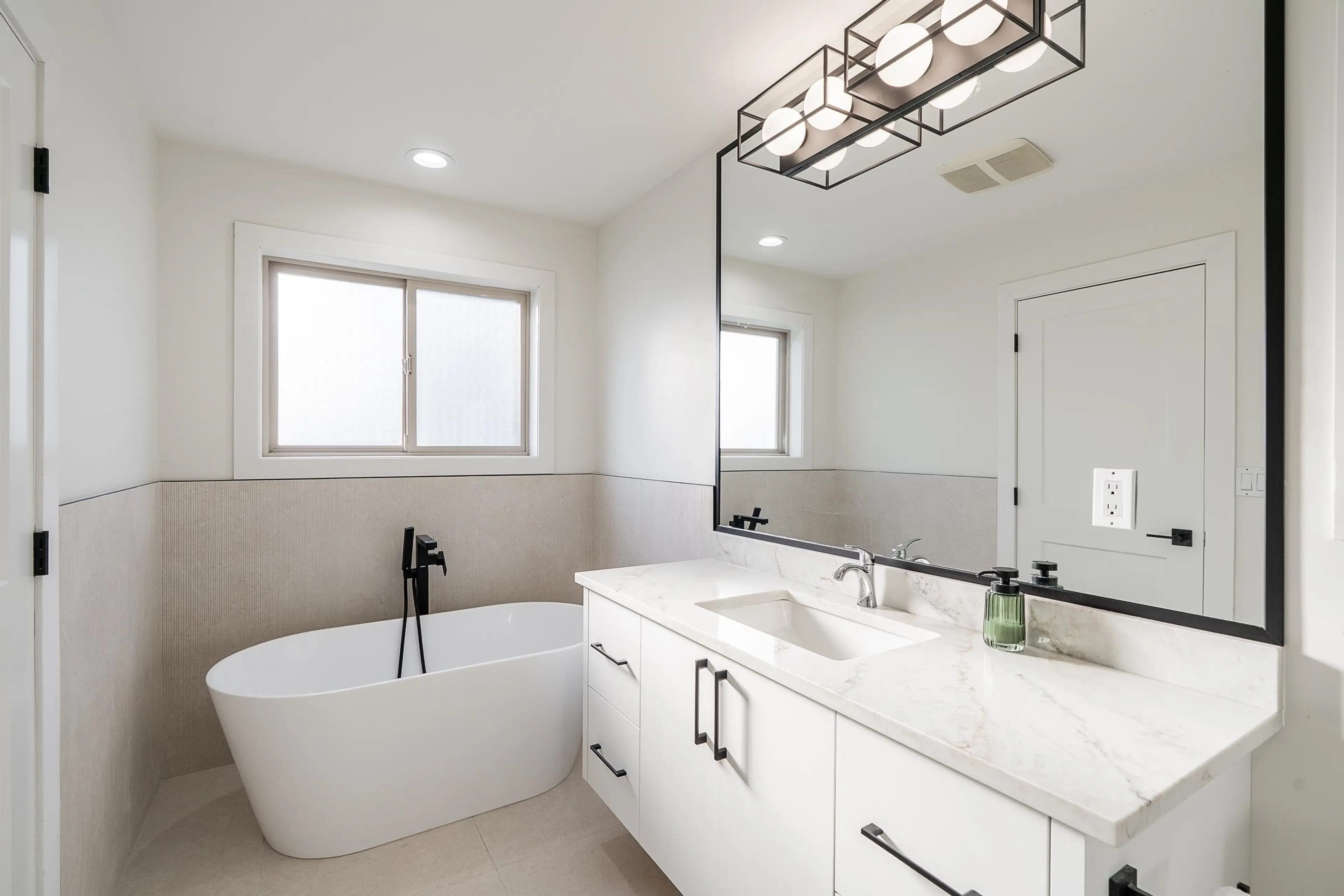 Property at 238 PHILLIPS STREET, New Westminster, BC