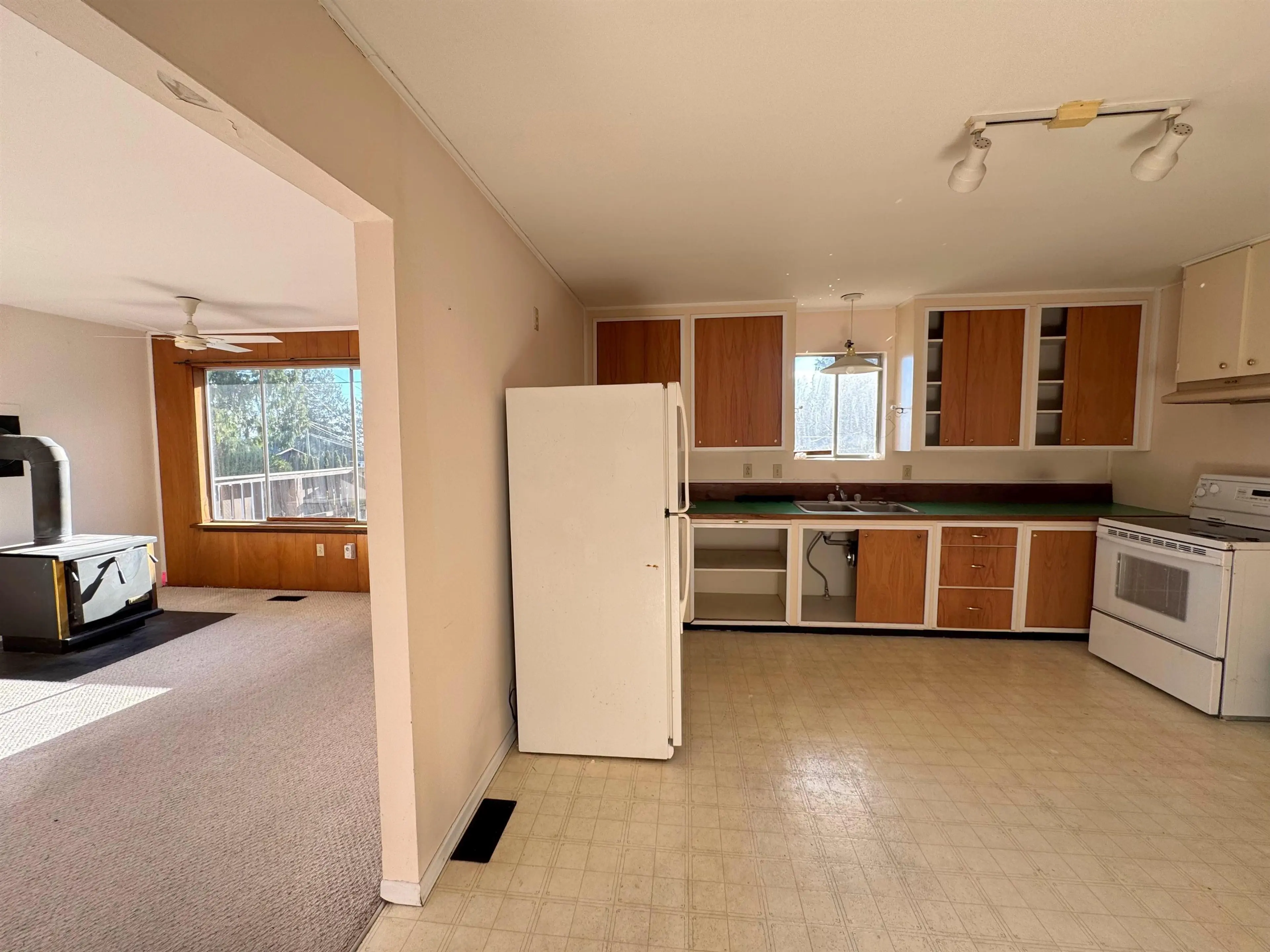 Property at 764 HILLCREST ROAD, Gibsons, BC