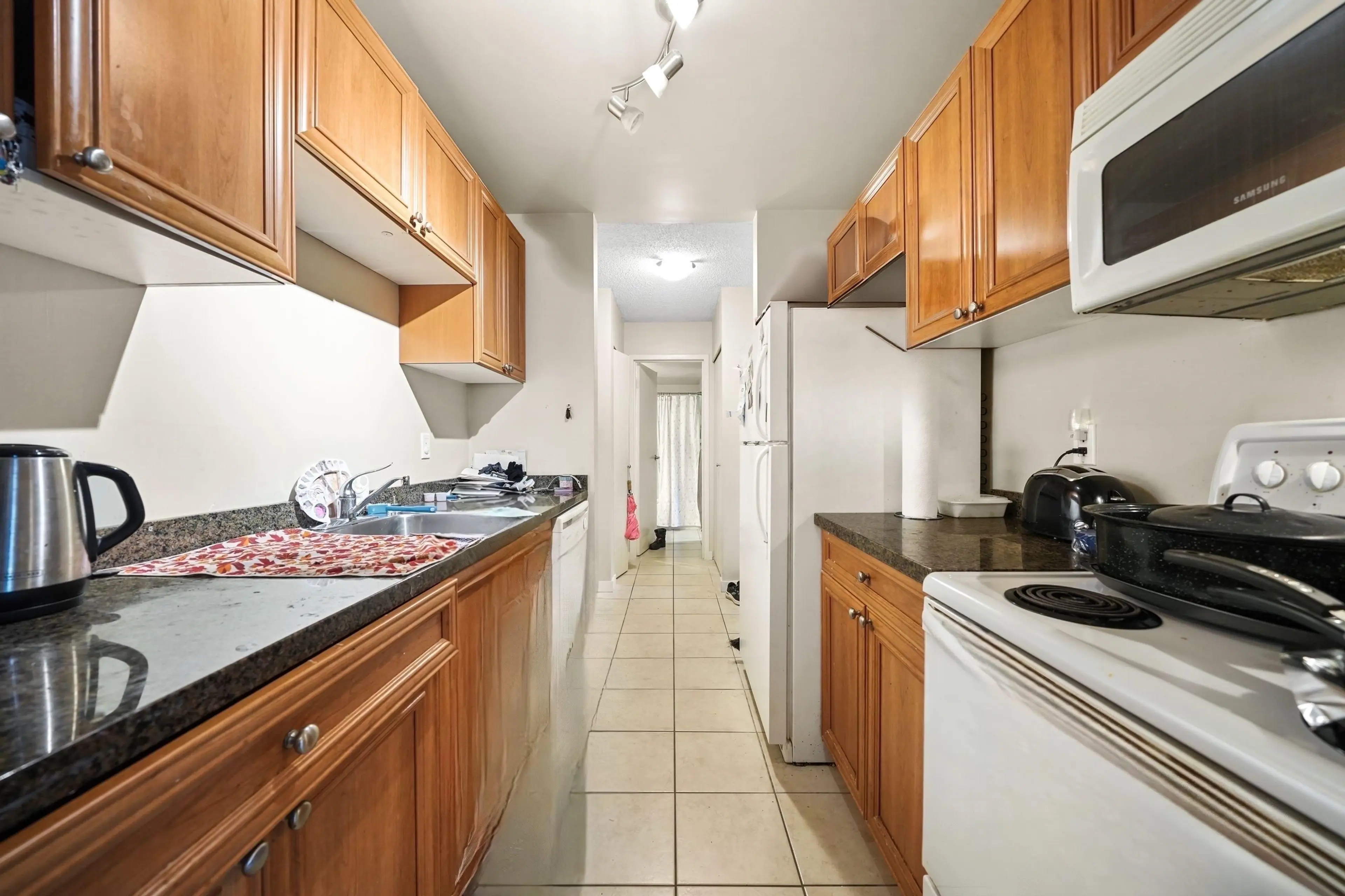 Property at #3 1870 E SOUTHMERE CRESCENT, Surrey, BC