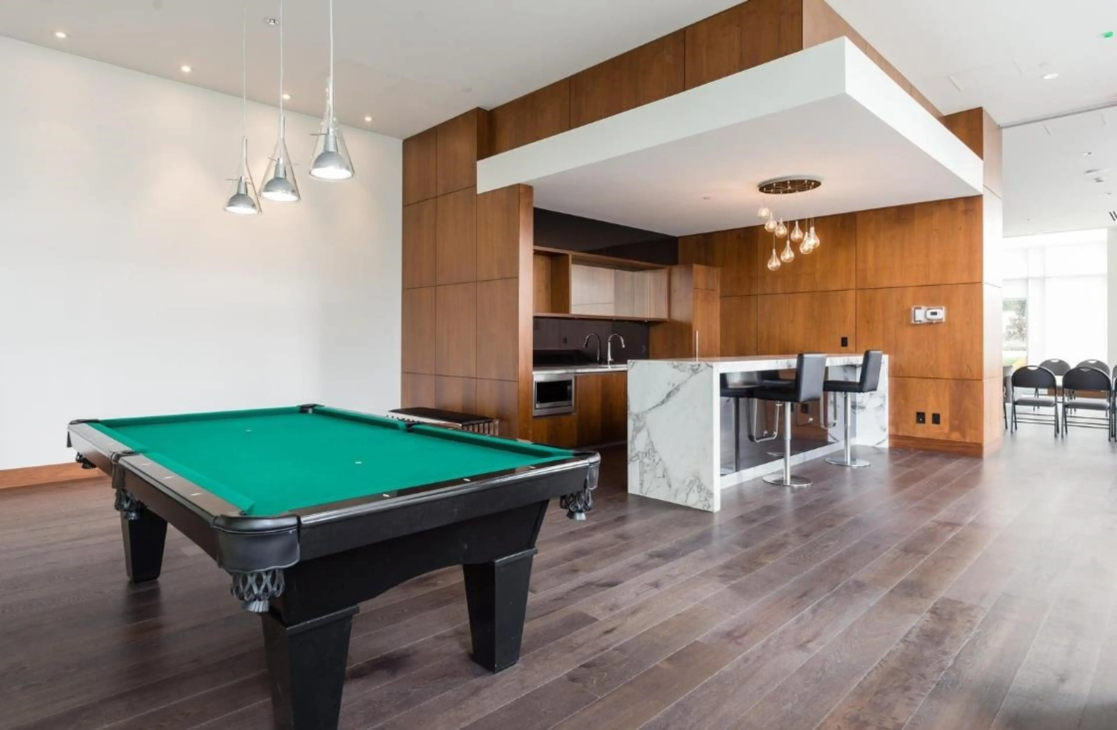 Property at #1015 13696 100 AVENUE, Surrey, BC