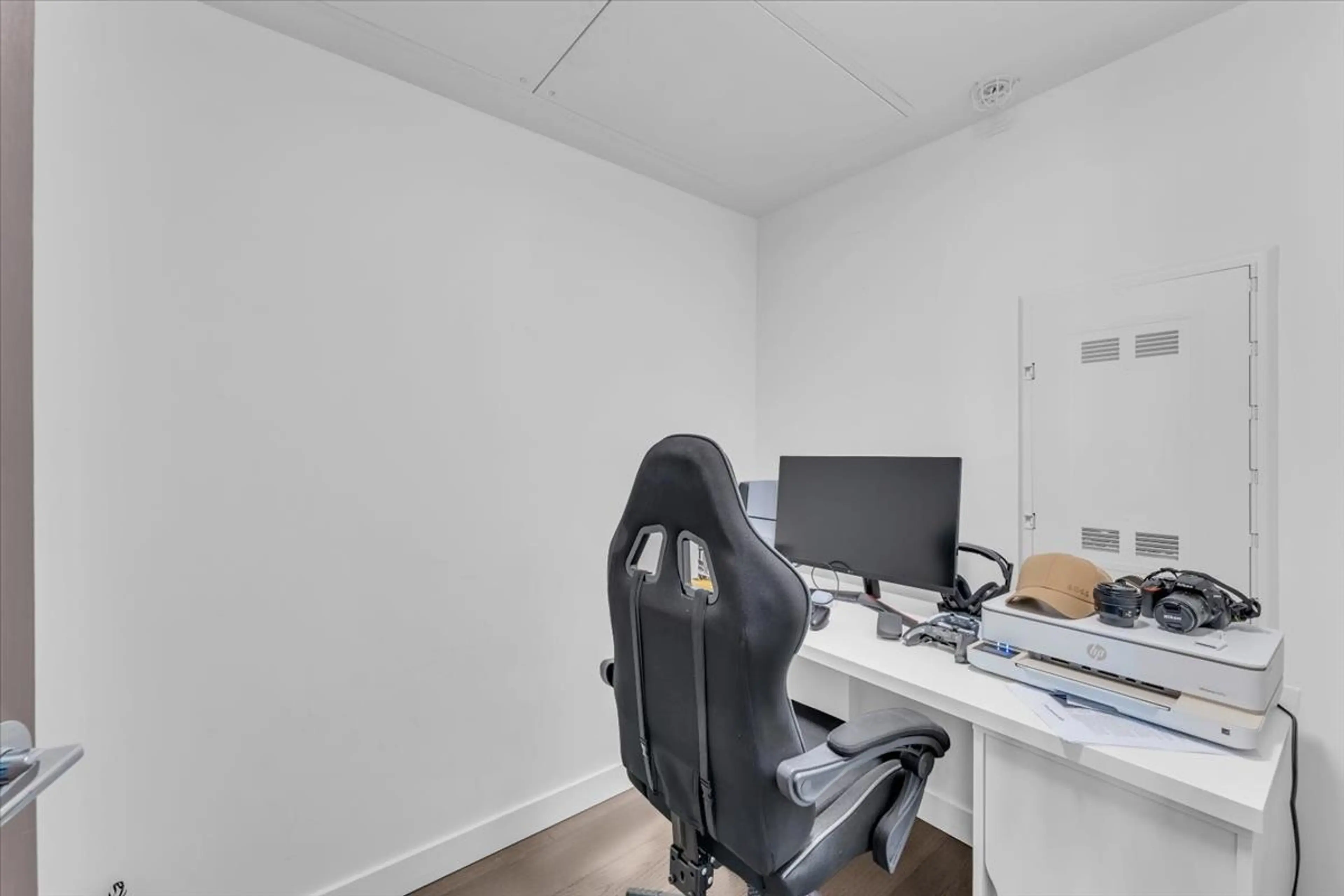 Property at #1609 68 SMITHE STREET, Vancouver, BC