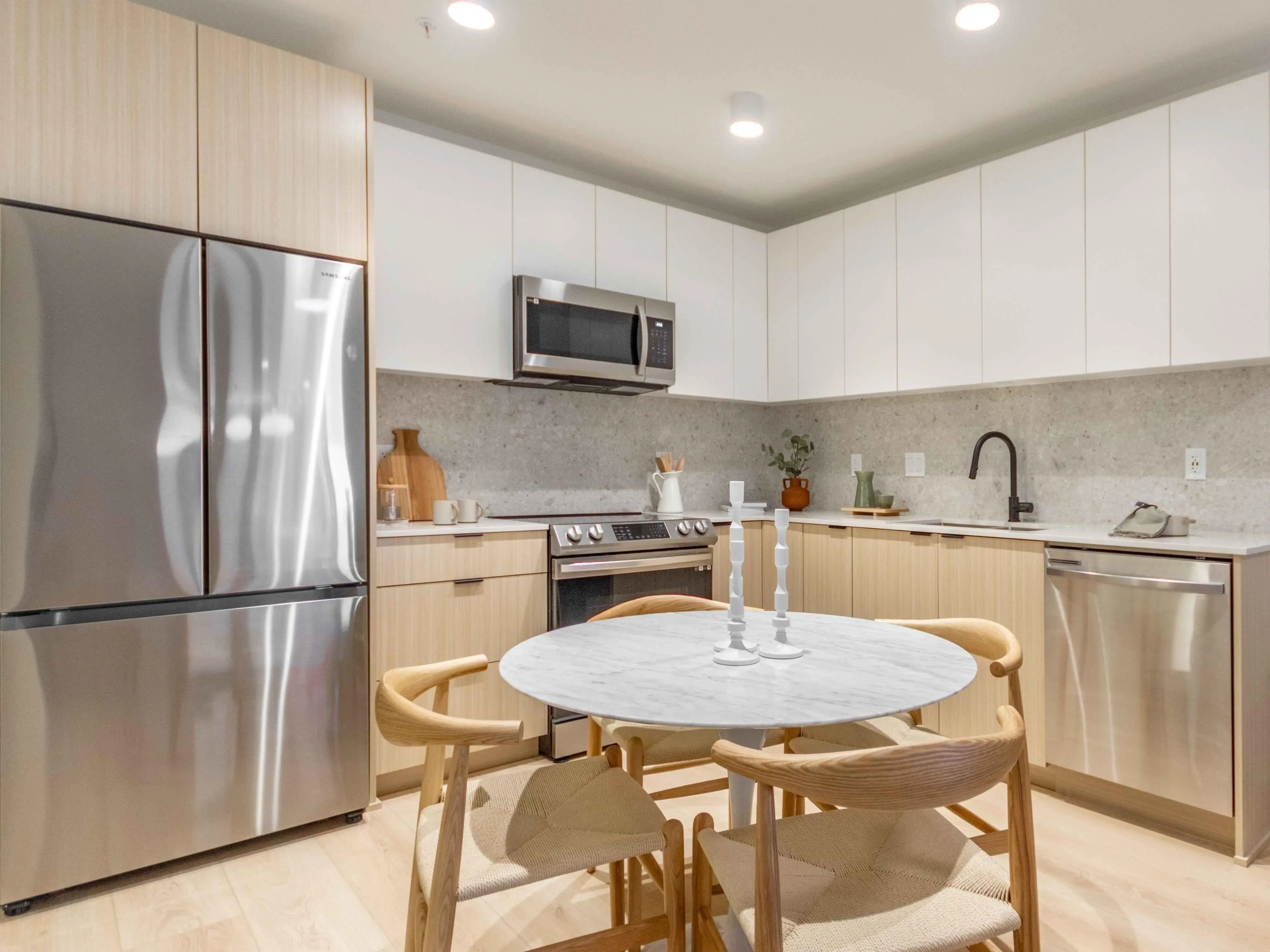 Property at #406 13455 94A AVENUE, Surrey, BC