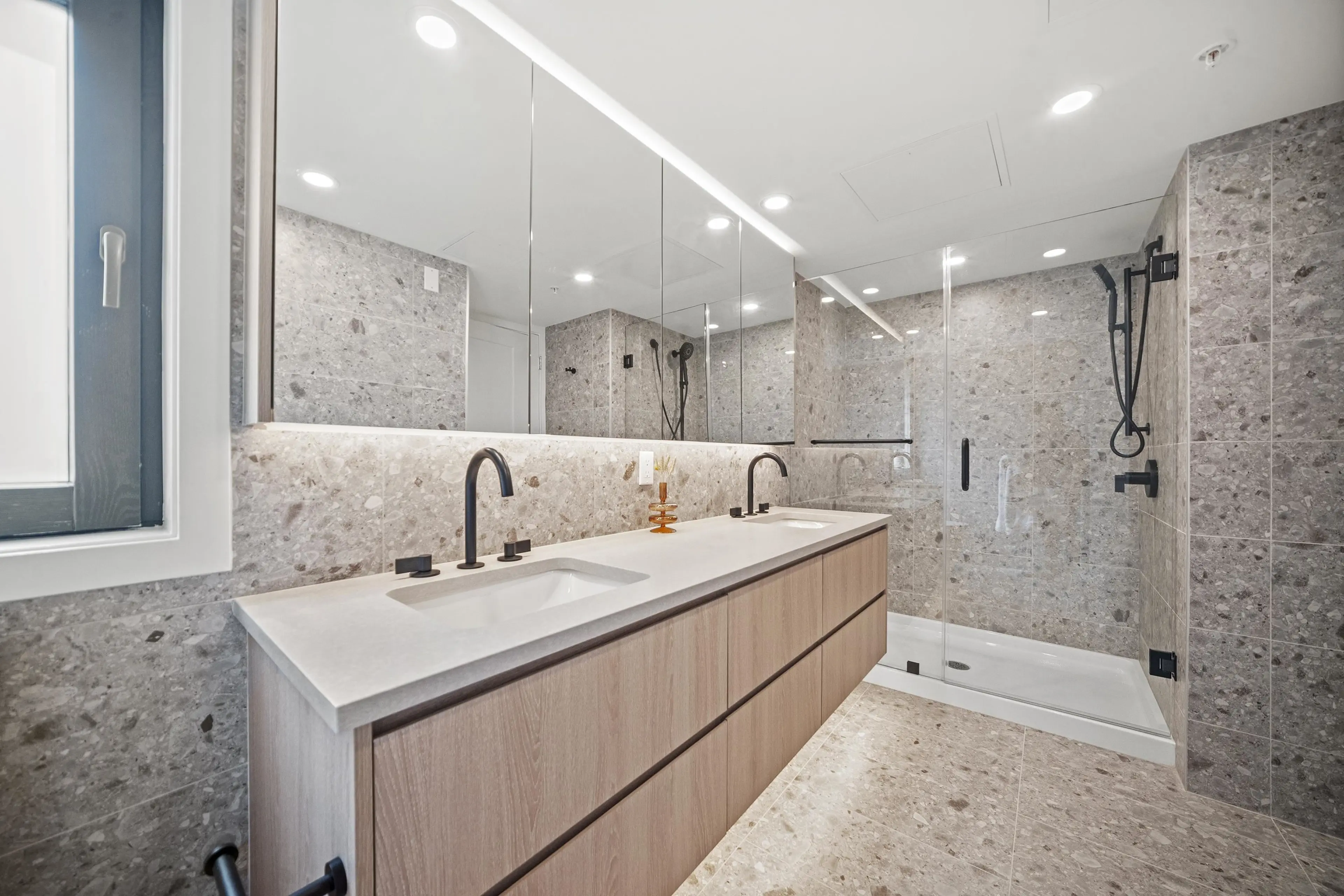 Property at 6352 OAK STREET, Vancouver, BC